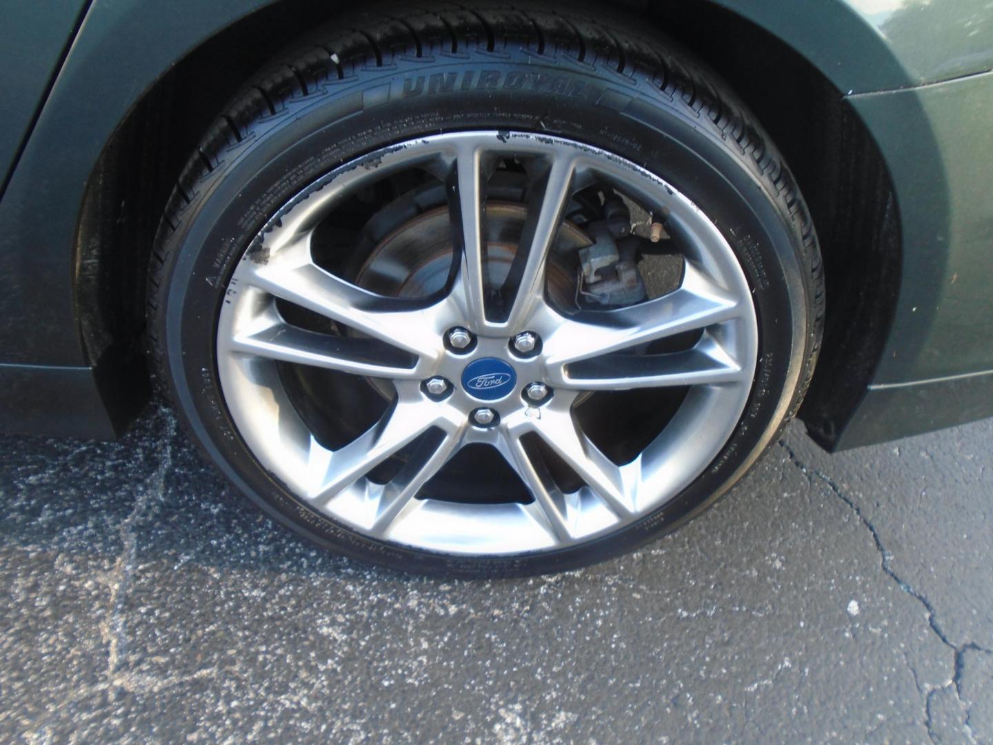 2015 Ford Fusion SE (1FA6P0HDXF5) with an 1.5L L4 DOHC 16V engine, located at 6112 N Florida Avenue, Tampa, FL, 33604, (888) 521-5131, 27.954929, -82.459534 - Photo#8
