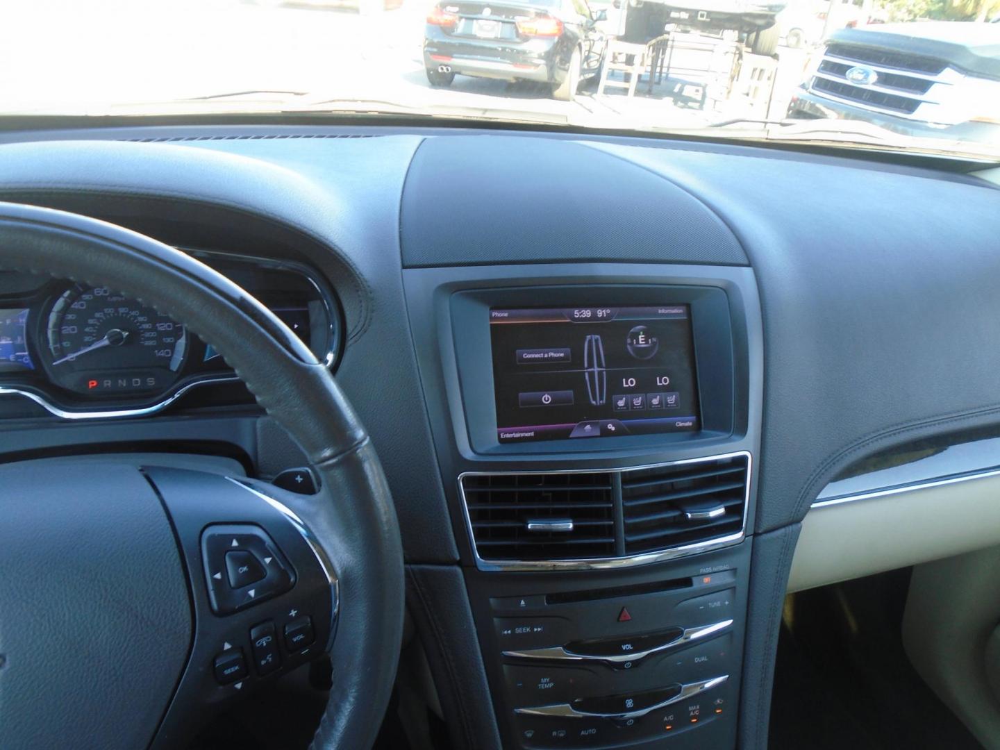 2014 Lincoln MKT 3.7L FWD (2LMHJ5FK4EB) with an 3.7L V6 DOHC 24V engine, 6-Speed Automatic transmission, located at 6112 N Florida Avenue, Tampa, FL, 33604, (888) 521-5131, 27.954929, -82.459534 - Photo#10
