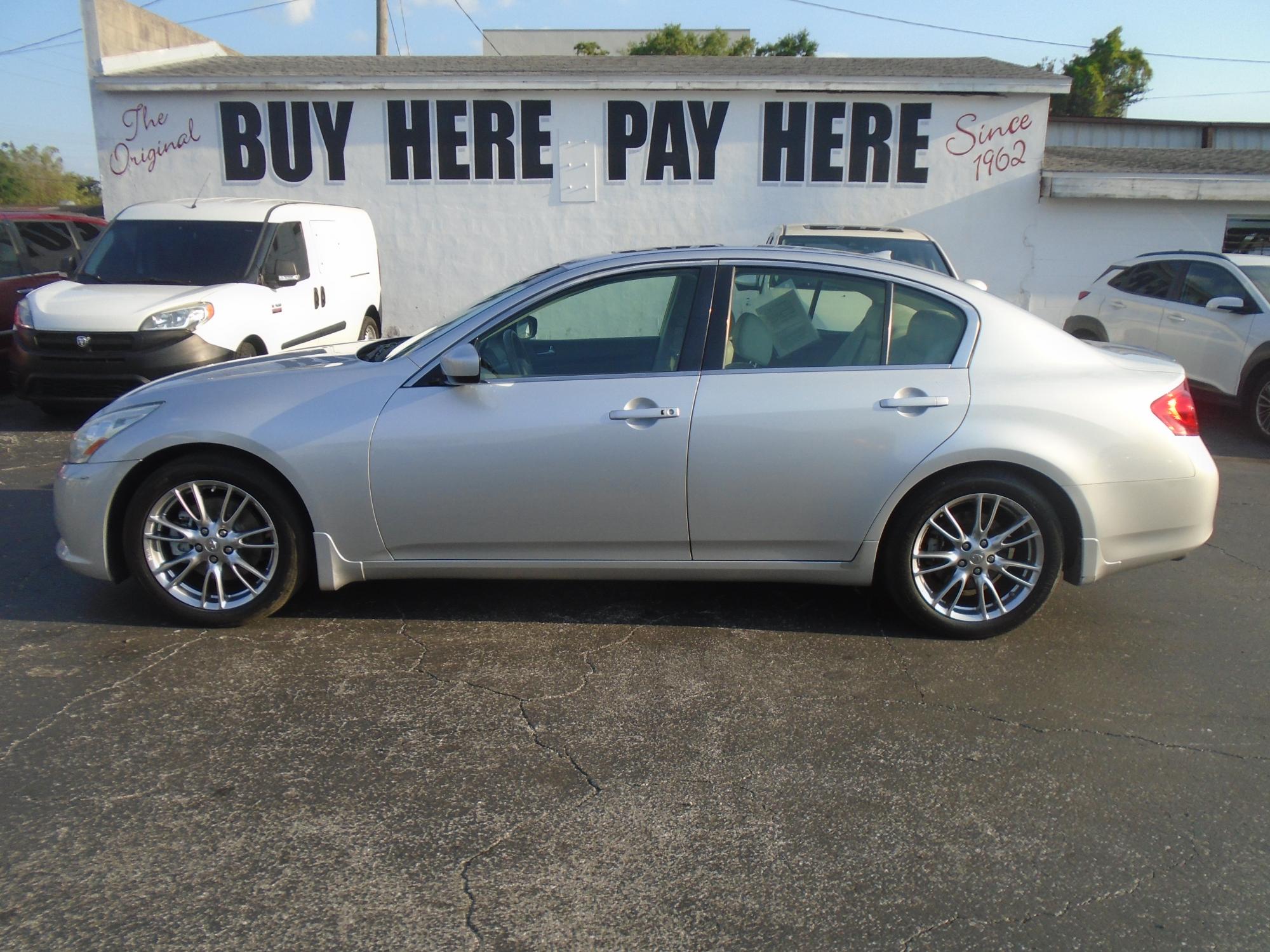 photo of 2013 Infiniti G Sedan 37 Journey