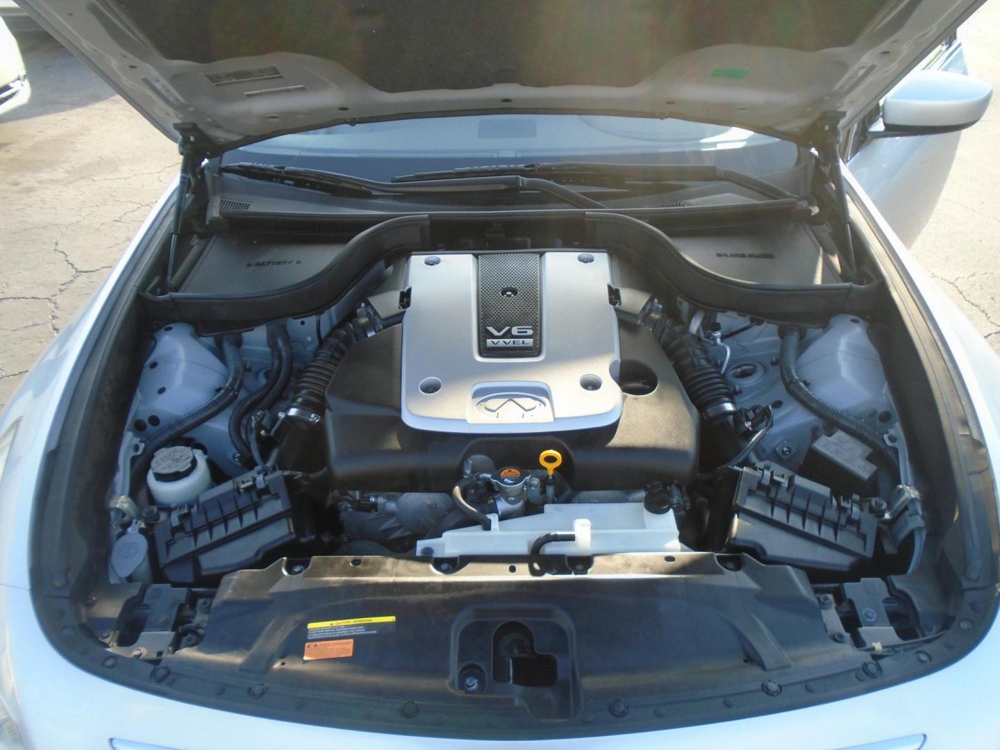 2013 Infiniti G Sedan 37 Journey (JN1CV6AP9DM) with an 3.7L V6 DOHC 24V engine, 5-Speed Automatic transmission, located at 6112 N Florida Avenue, Tampa, FL, 33604, (888) 521-5131, 27.954929, -82.459534 - Photo#10