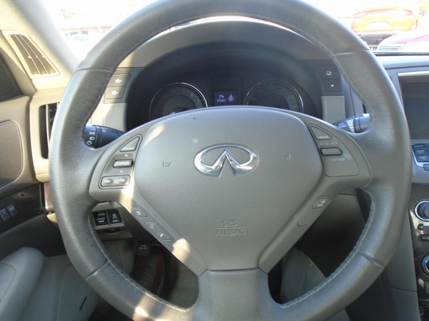 2013 Infiniti G Sedan 37 Journey (JN1CV6AP9DM) with an 3.7L V6 DOHC 24V engine, 5-Speed Automatic transmission, located at 6112 N Florida Avenue, Tampa, FL, 33604, (888) 521-5131, 27.954929, -82.459534 - Photo#13
