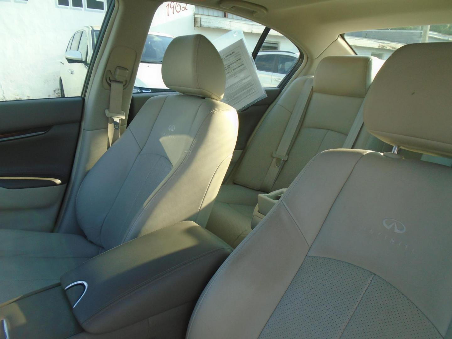 2013 Infiniti G Sedan 37 Journey (JN1CV6AP9DM) with an 3.7L V6 DOHC 24V engine, 5-Speed Automatic transmission, located at 6112 N Florida Avenue, Tampa, FL, 33604, (888) 521-5131, 27.954929, -82.459534 - Photo#11