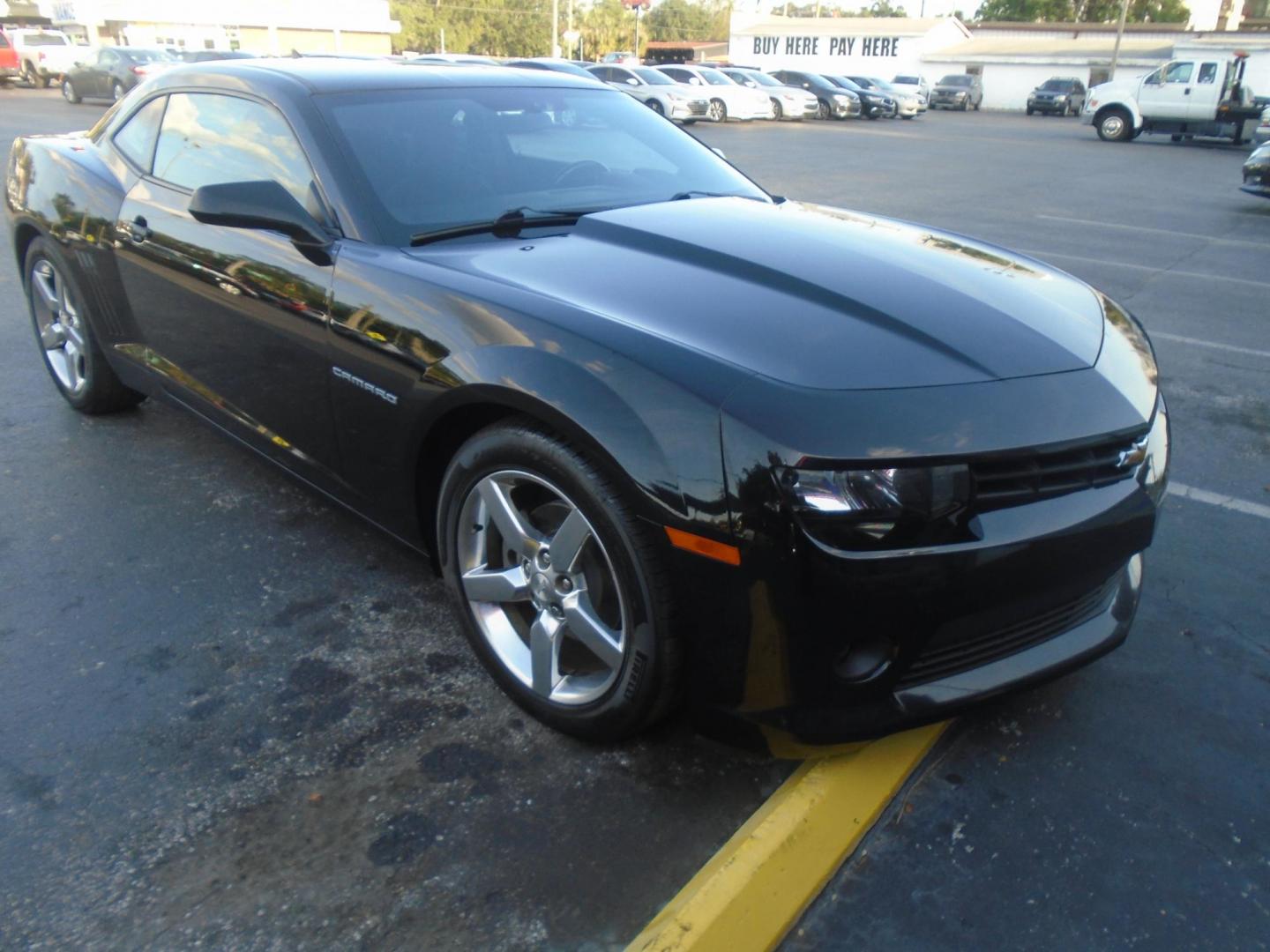 2015 Chevrolet Camaro 1LT Coupe (2G1FD1E36F9) with an 3.6L V6 DOHC 24V FFV engine, 6-Speed Automatic transmission, located at 6112 N Florida Avenue, Tampa, FL, 33604, (888) 521-5131, 27.954929, -82.459534 - Photo#2