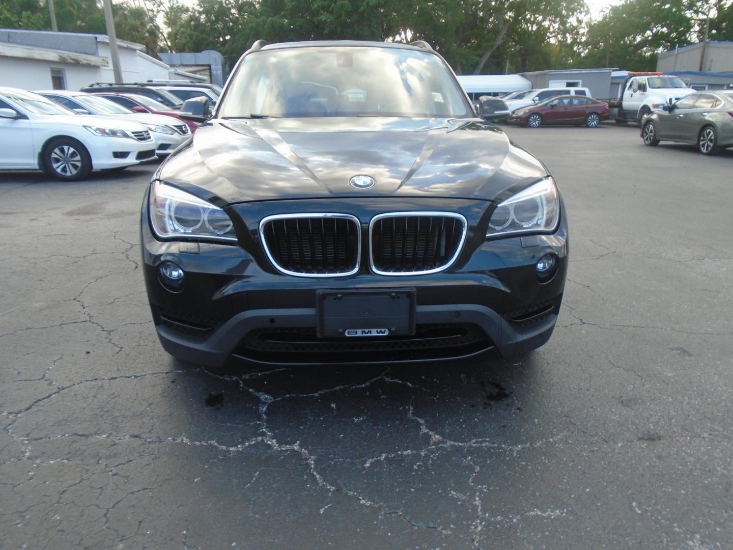 2014 BMW X1 xDrive28i (WBAVL1C55EV) with an 2.0L L4 DOHC 16V engine, 8-Speed Automatic transmission, located at 6112 N Florida Avenue, Tampa, FL, 33604, (888) 521-5131, 27.954929, -82.459534 - Photo#1