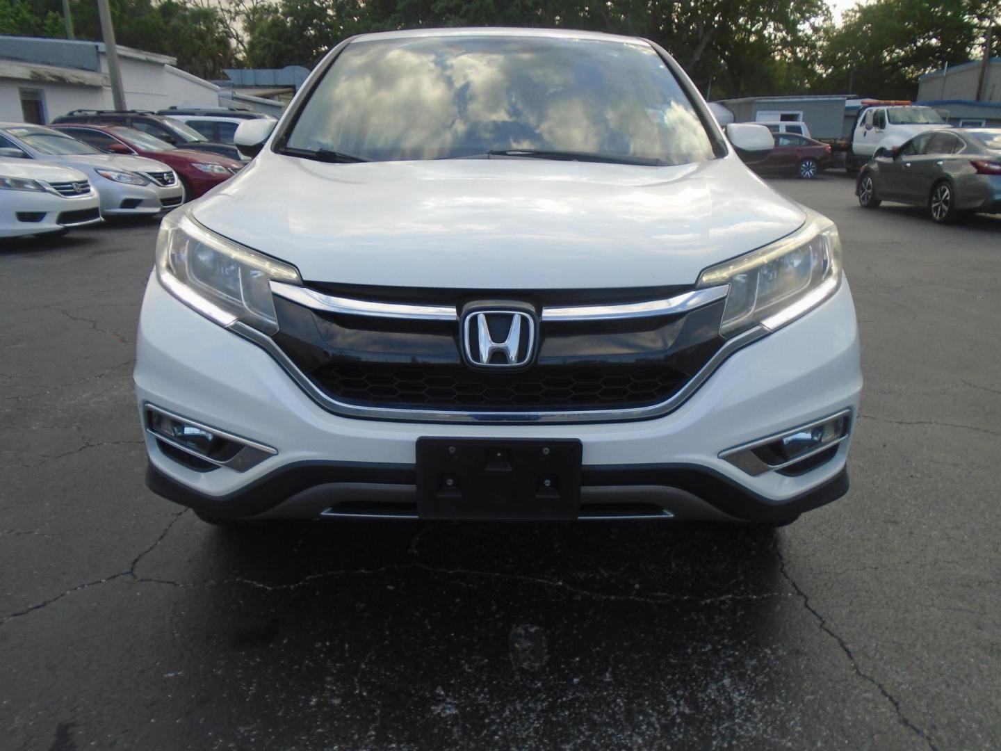 2015 Honda CR-V EX 4WD (5J6RM4H53FL) with an 2.4L L4 DOHC 16V engine, Continuously Variable Transmission transmission, located at 6112 N Florida Avenue, Tampa, FL, 33604, (888) 521-5131, 27.954929, -82.459534 - Photo#1