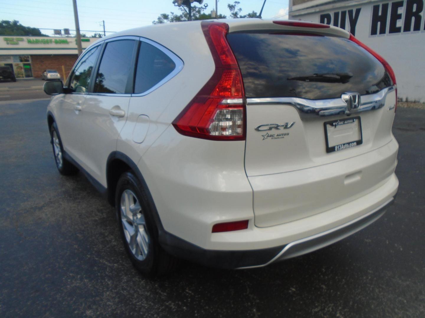 2015 Honda CR-V EX 4WD (5J6RM4H53FL) with an 2.4L L4 DOHC 16V engine, Continuously Variable Transmission transmission, located at 6112 N Florida Avenue, Tampa, FL, 33604, (888) 521-5131, 27.954929, -82.459534 - Photo#6