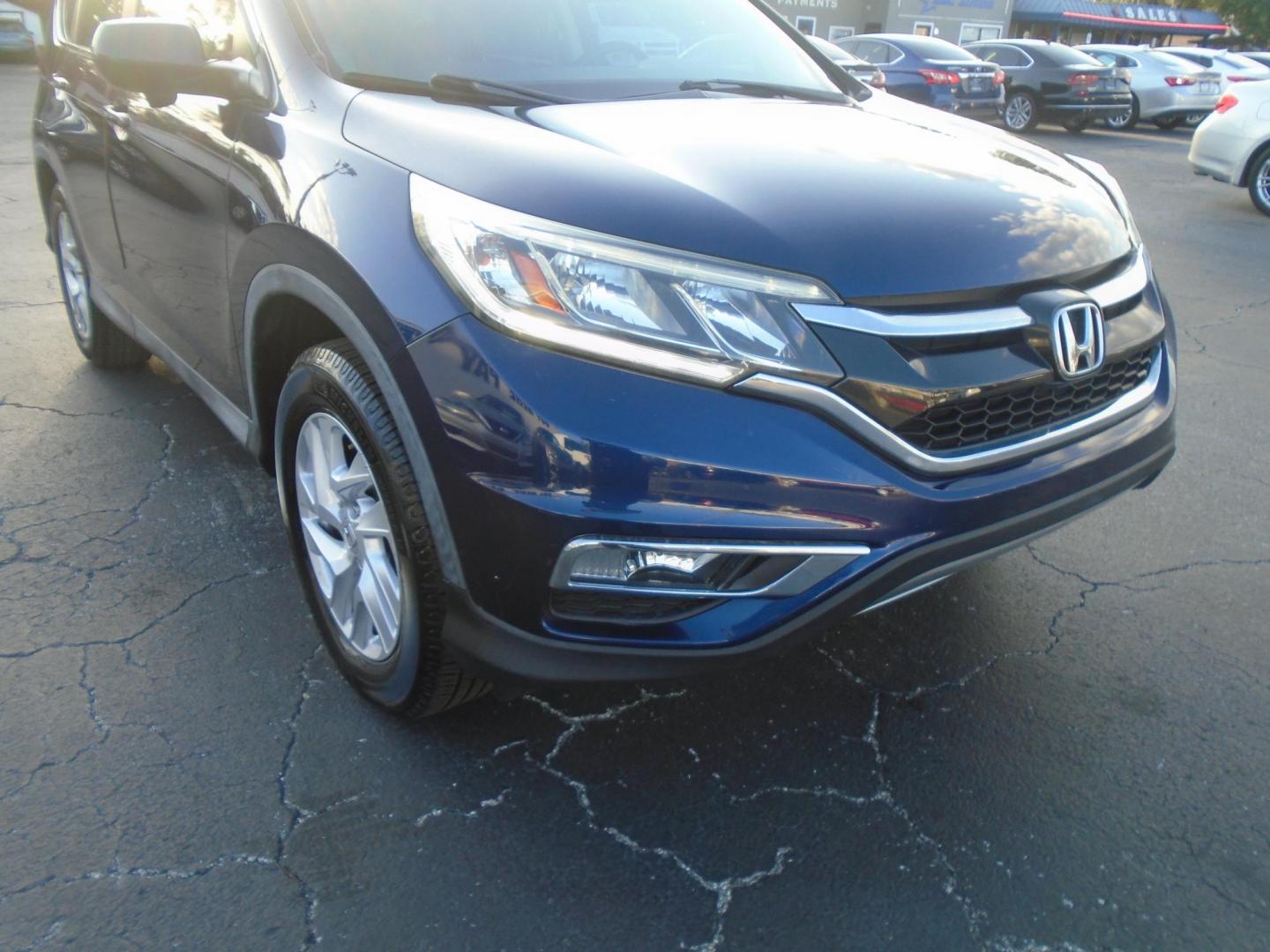 2015 Honda CR-V EX-L 2WD (2HKRM3H76FH) with an 2.4L L4 DOHC 16V engine, Continuously Variable Transmission transmission, located at 5117 SR 674, Wimauma, FL, 33598, (813) 938-5846, 27.712418, -82.322784 - Photo#2