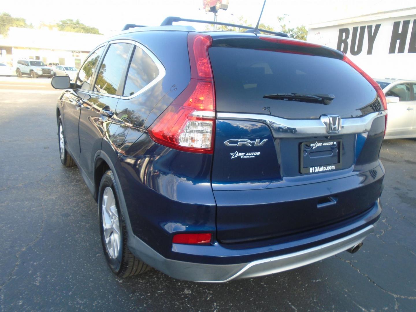 2015 Honda CR-V EX-L 2WD (2HKRM3H76FH) with an 2.4L L4 DOHC 16V engine, Continuously Variable Transmission transmission, located at 5117 SR 674, Wimauma, FL, 33598, (813) 938-5846, 27.712418, -82.322784 - Photo#5