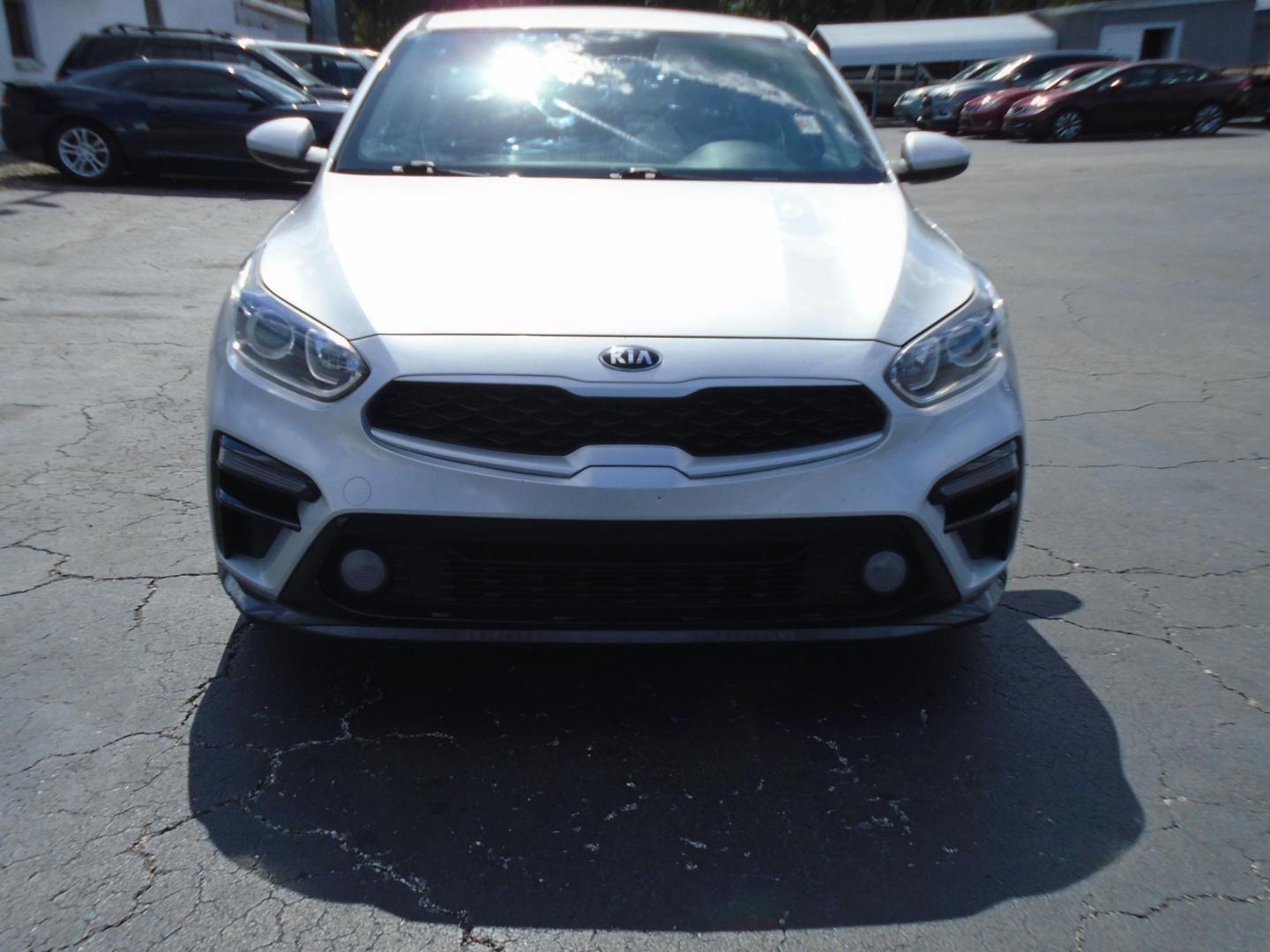 2019 Kia Forte LX 6A (3KPF24AD0KE) with an 2.0L L4 DOHC 16V engine, 6A transmission, located at 6112 N Florida Avenue, Tampa, FL, 33604, (888) 521-5131, 27.954929, -82.459534 - Photo#1