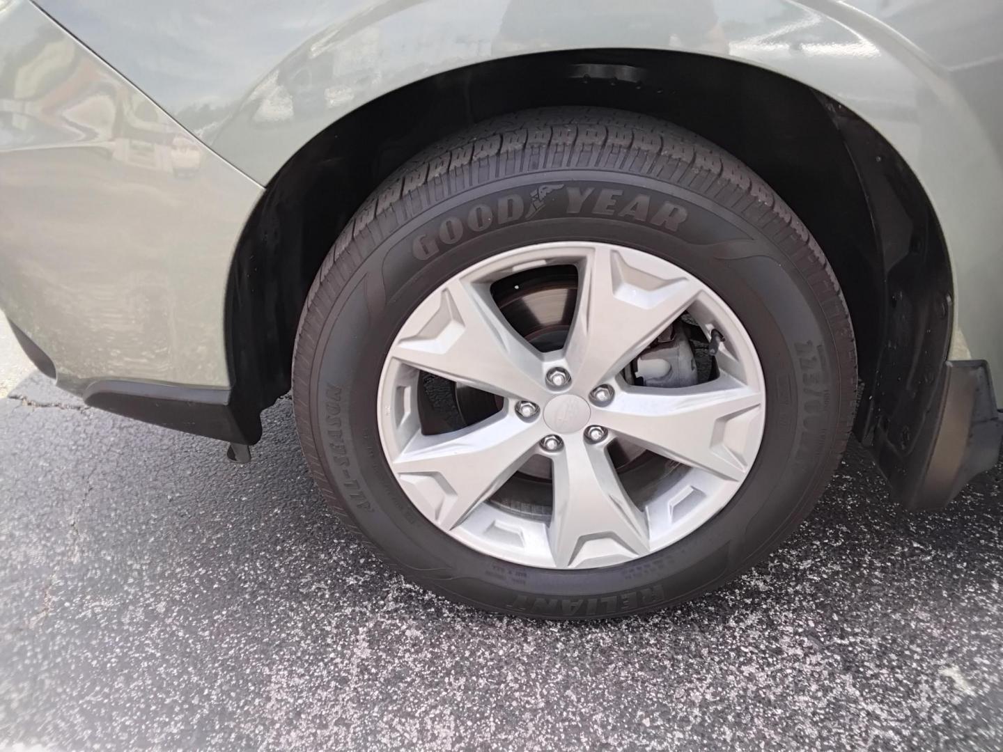 2015 GREEN /Beige Subaru Forester 2.5i Premium (JF2SJADC4FH) with an 2.5L H4 SOHC 16V engine, 6-Speed Automatic transmission, located at 6112 N Florida Avenue, Tampa, FL, 33604, (888) 521-5131, 27.954929, -82.459534 - 499$ DOWN PLUS TAX & TAG. - Photo#10