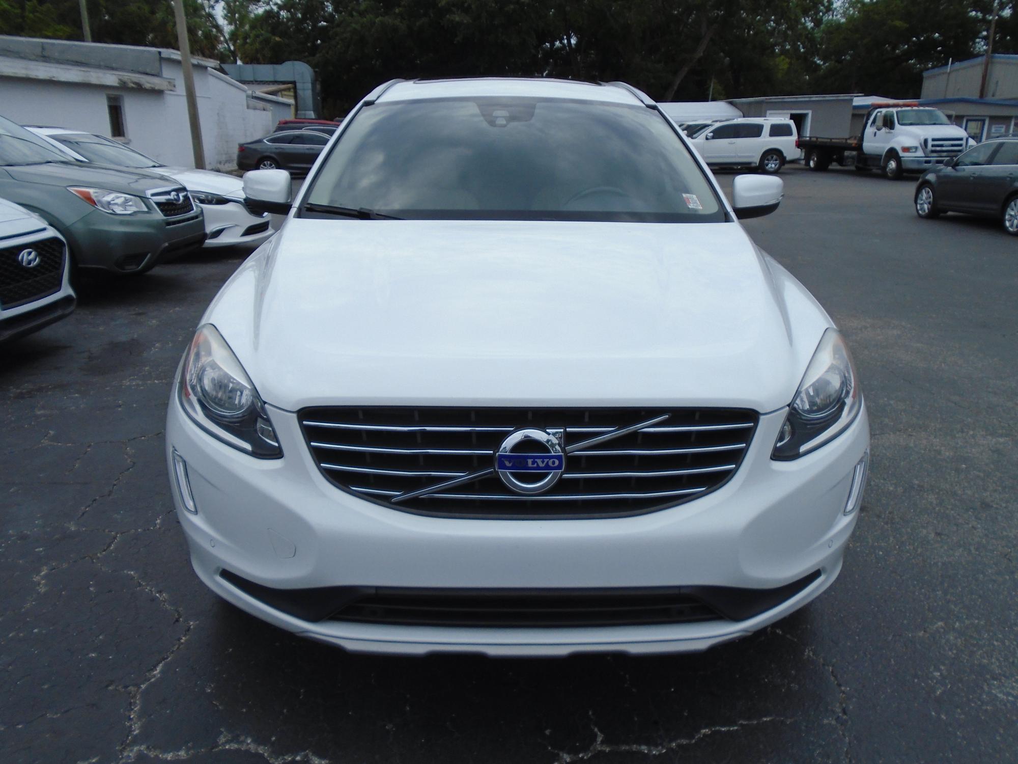 photo of 2016 Volvo XC60 T5 Premier AWD