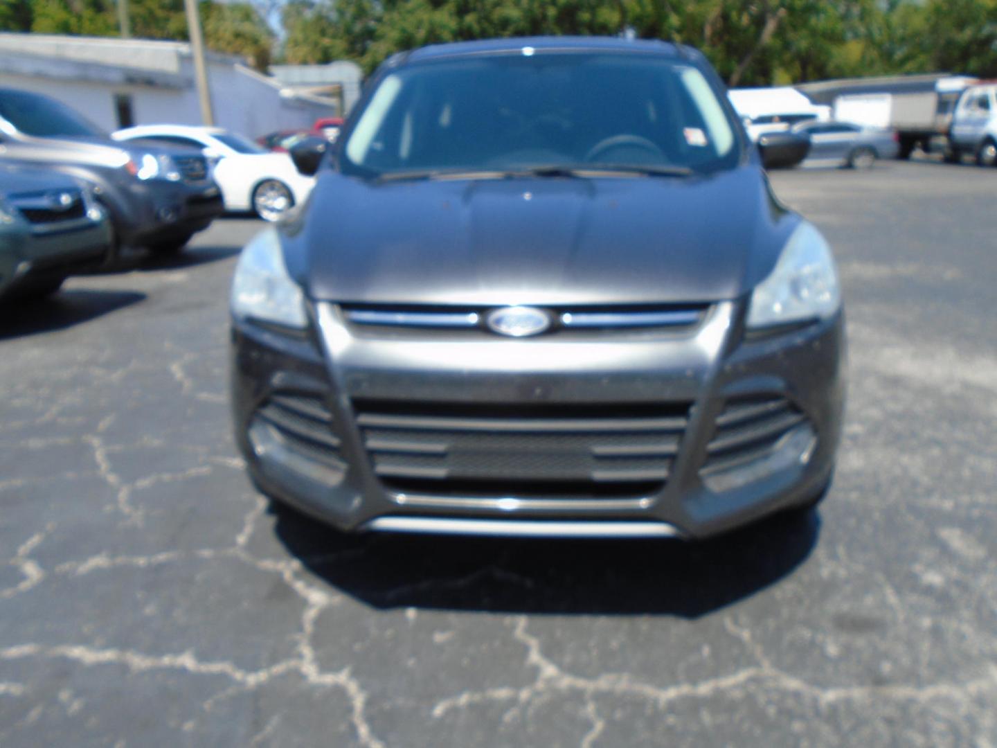 2016 Ford Escape SE FWD (1FMCU0G76GU) with an 2.5L L4 DOHC 16V engine, 6-Speed Automatic transmission, located at 6112 N Florida Avenue, Tampa, FL, 33604, (888) 521-5131, 27.954929, -82.459534 - Photo#1