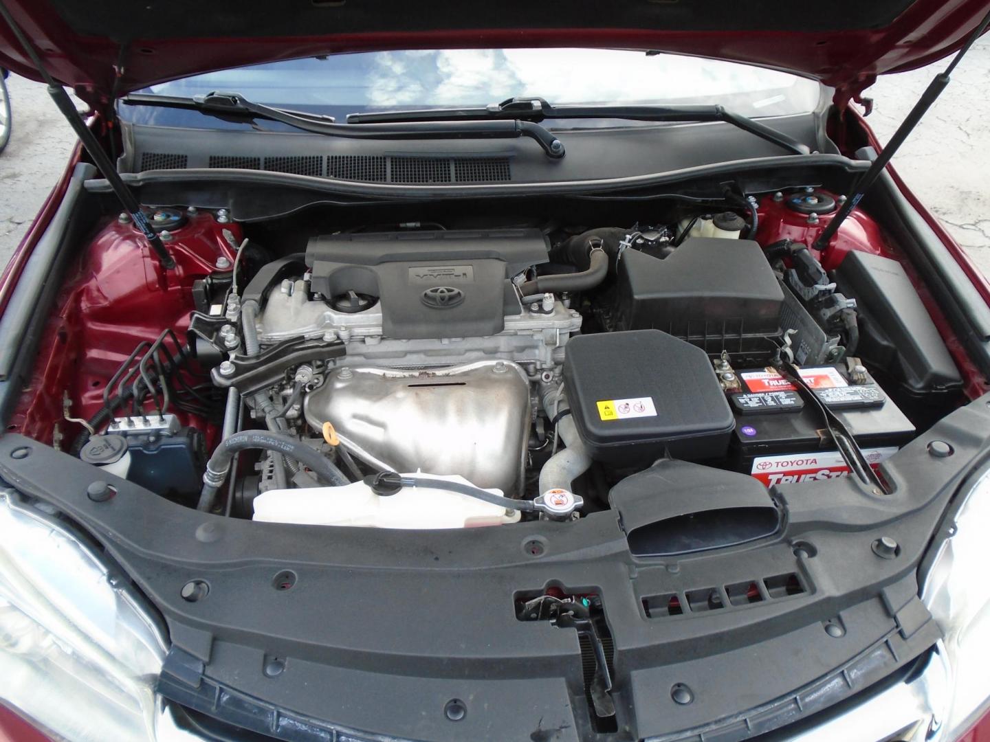 2017 Toyota Camry SE (4T1BF1FK6HU) with an 2.5L L4 DOHC 16V engine, 6A transmission, located at 5117 SR 674, Wimauma, FL, 33598, (813) 938-5846, 27.712418, -82.322784 - Photo#10