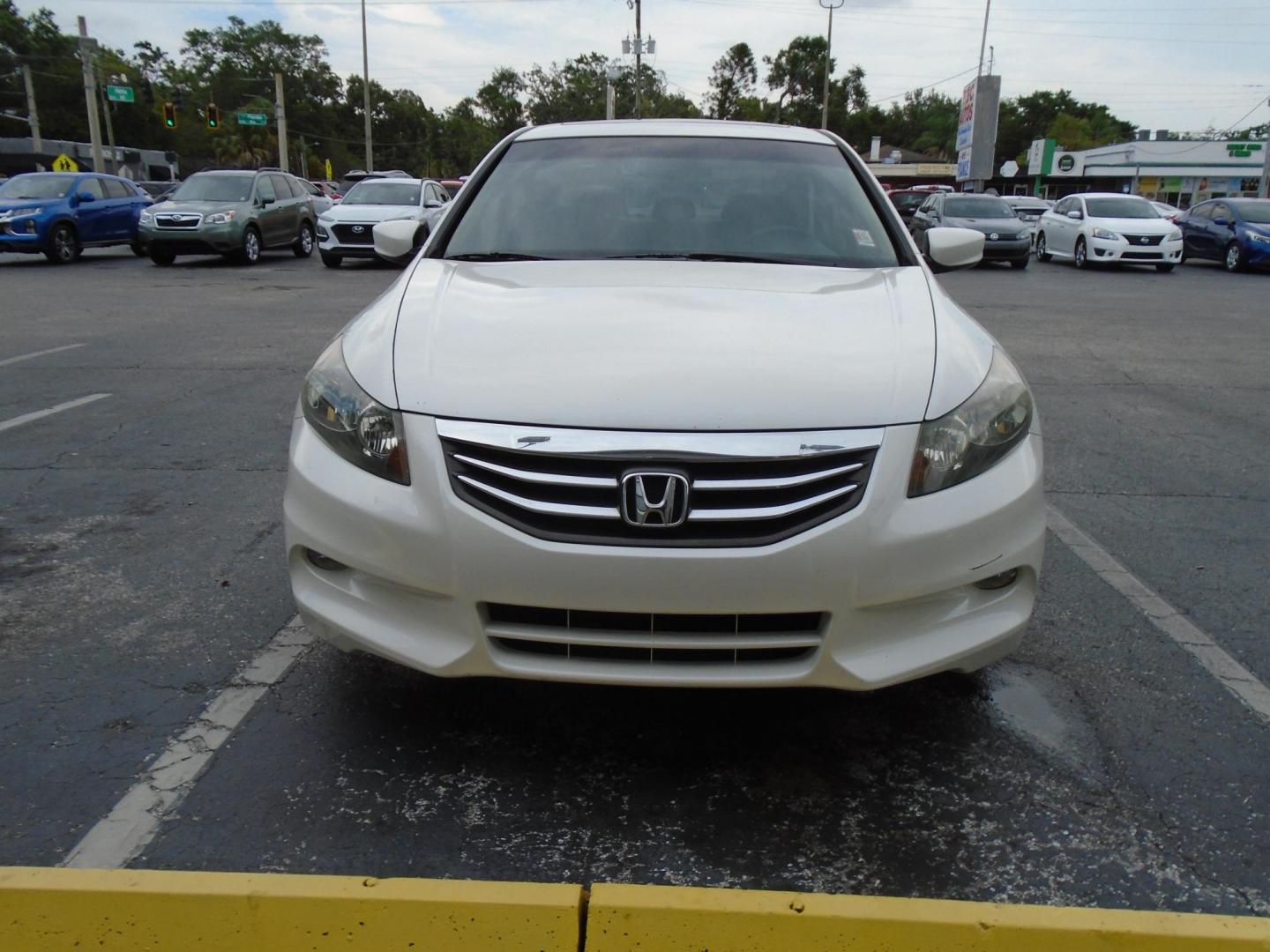 2011 Honda Accord EX-L V-6 Sedan AT (5KBCP3F89BB) with an 3.5L V6 SOHC 24V engine, 5-Speed Automatic transmission, located at 6112 N Florida Avenue, Tampa, FL, 33604, (888) 521-5131, 27.954929, -82.459534 - Photo#1