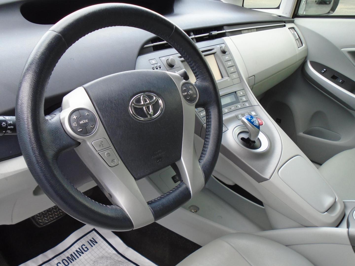 2014 Toyota Prius Four (JTDKN3DU4E0) with an 1.8L L4 DOHC 16V HYBRID engine, Continuously Variable Transmission transmission, located at 6112 N Florida Avenue, Tampa, FL, 33604, (888) 521-5131, 27.954929, -82.459534 - Photo#3