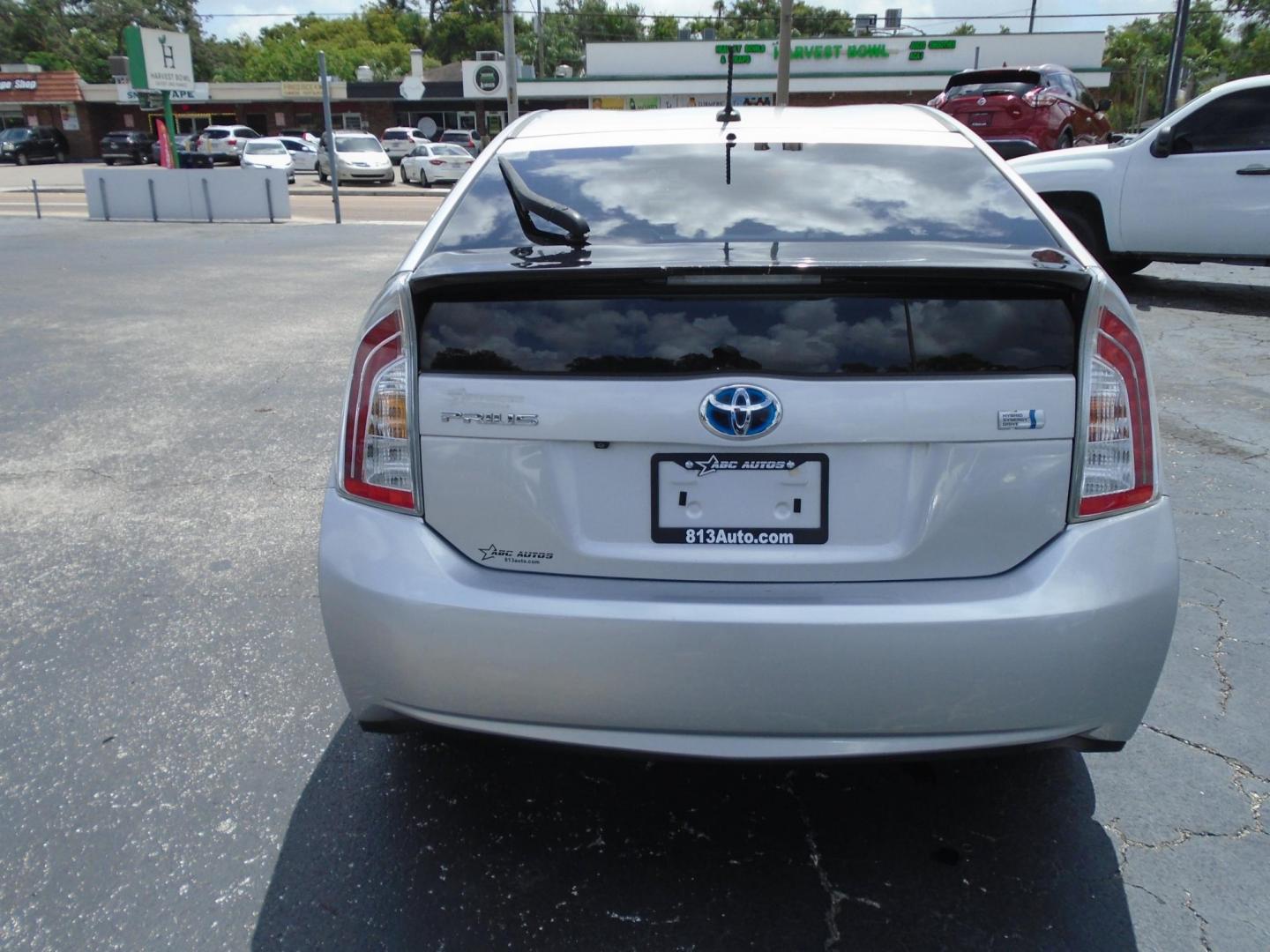 2014 SILVER /Beige Toyota Prius Four (JTDKN3DU4E0) with an 1.8L L4 DOHC 16V HYBRID engine, Continuously Variable Transmission transmission, located at 6112 N Florida Avenue, Tampa, FL, 33604, (888) 521-5131, 27.954929, -82.459534 - 499 DOWN PLUS TAX & TAG - Photo#4