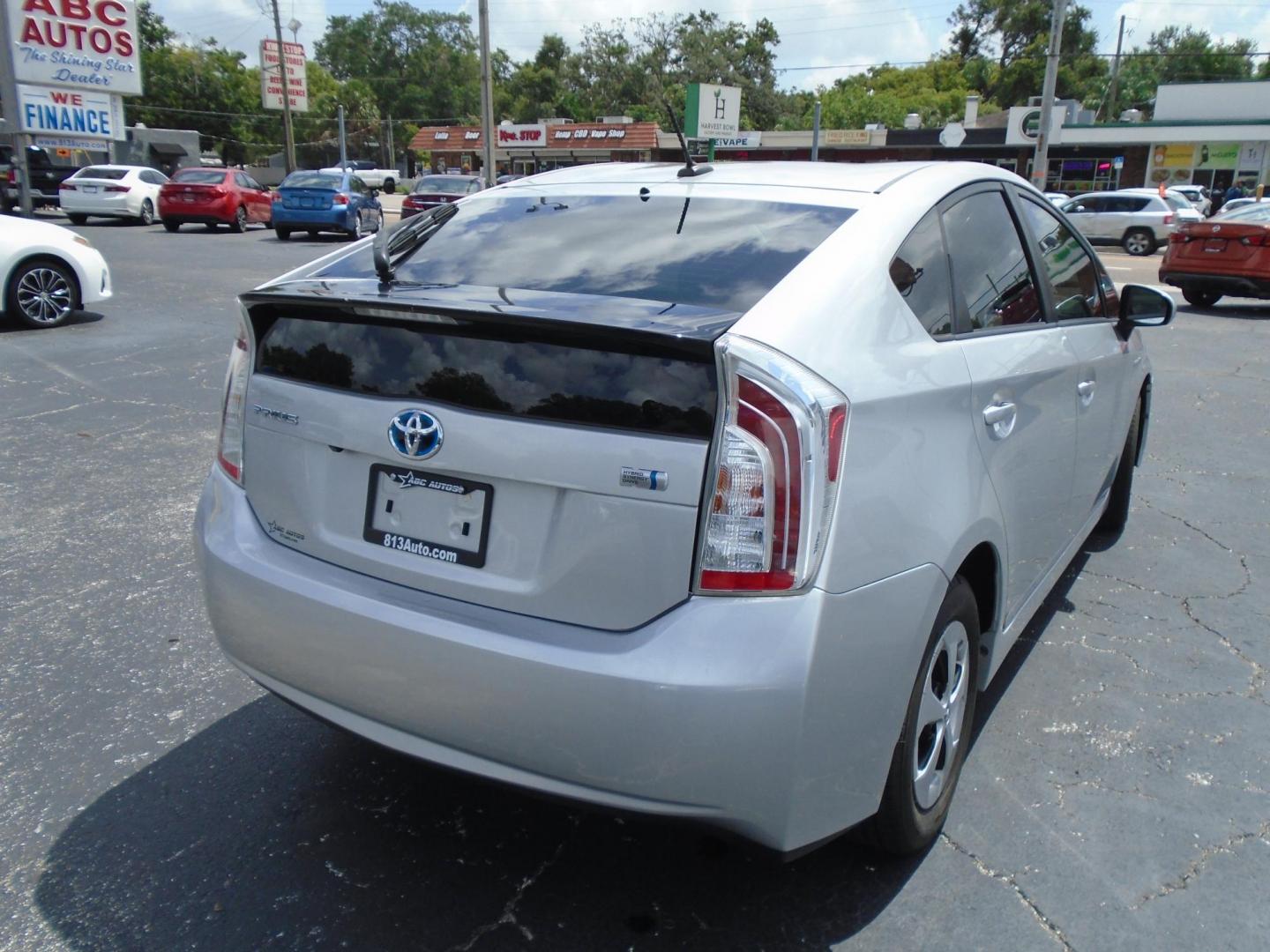2014 SILVER /Beige Toyota Prius Four (JTDKN3DU4E0) with an 1.8L L4 DOHC 16V HYBRID engine, Continuously Variable Transmission transmission, located at 6112 N Florida Avenue, Tampa, FL, 33604, (888) 521-5131, 27.954929, -82.459534 - 499 DOWN PLUS TAX & TAG - Photo#5