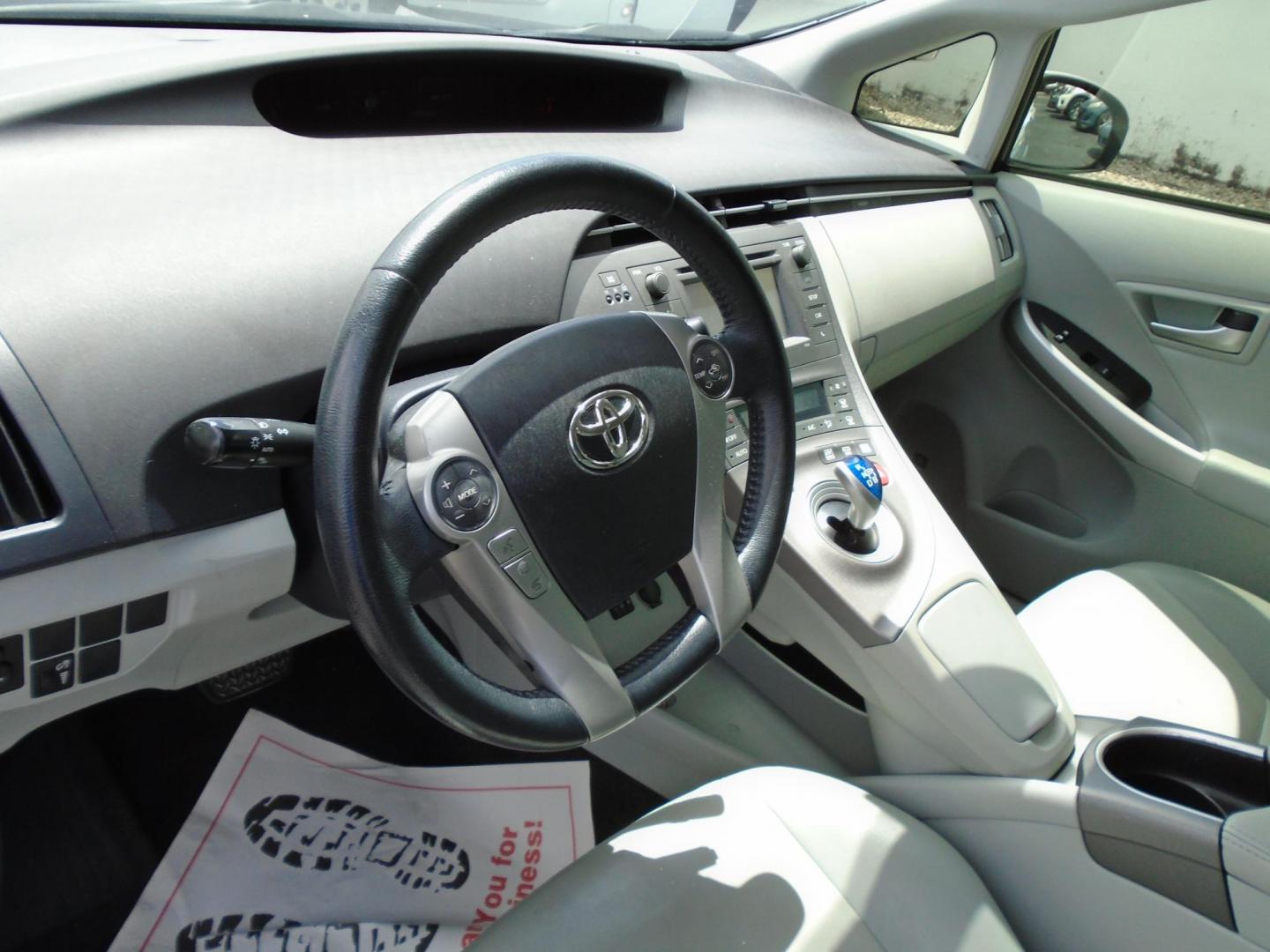 2014 SILVER /Beige Toyota Prius Four (JTDKN3DU4E0) with an 1.8L L4 DOHC 16V HYBRID engine, Continuously Variable Transmission transmission, located at 6112 N Florida Avenue, Tampa, FL, 33604, (888) 521-5131, 27.954929, -82.459534 - 499 DOWN PLUS TAX & TAG - Photo#7
