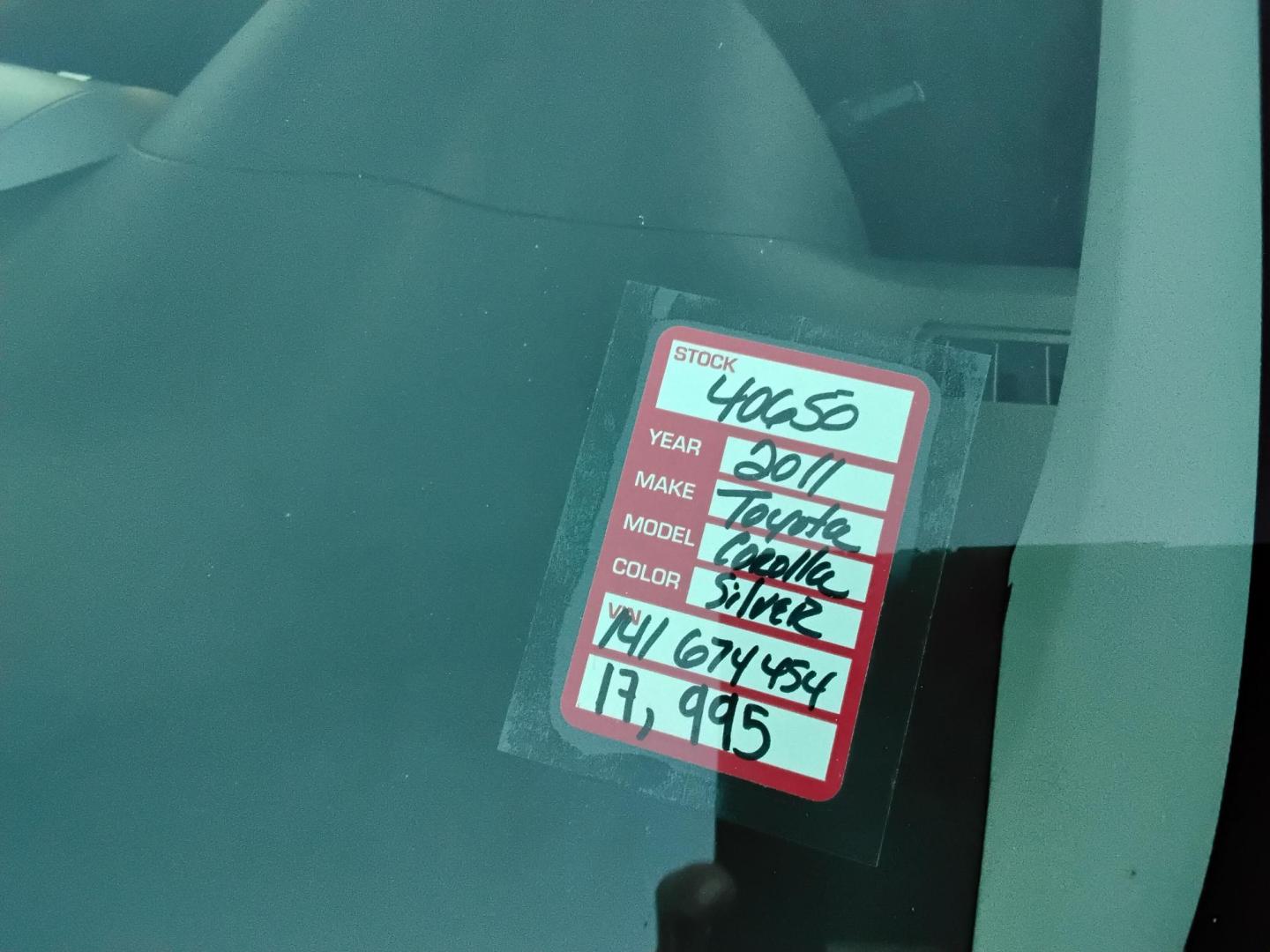 2011 SILVER /Grey Toyota Corolla S 5-Speed MT (2T1BU4EE7BC) with an 1.8L L4 DOHC 16V engine, 5-Speed Manual transmission, located at 6112 N Florida Avenue, Tampa, FL, 33604, (888) 521-5131, 27.954929, -82.459534 - 499$ DOWN PLUS TAX & TAG. - Photo#11