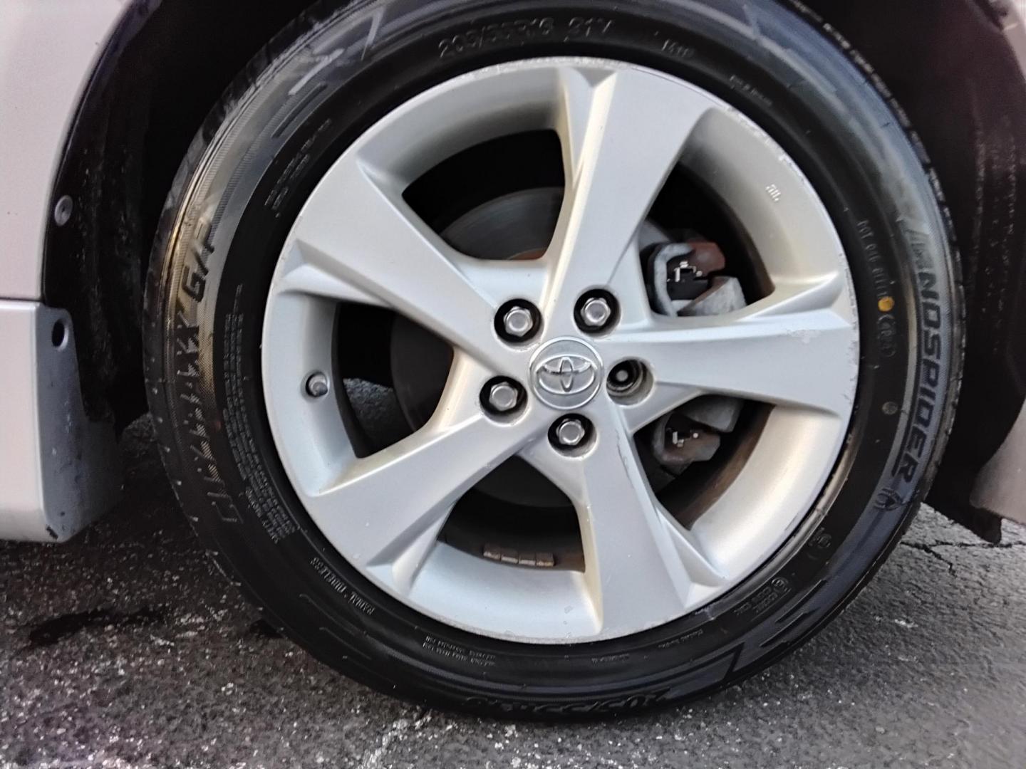 2011 SILVER /Grey Toyota Corolla S 5-Speed MT (2T1BU4EE7BC) with an 1.8L L4 DOHC 16V engine, 5-Speed Manual transmission, located at 6112 N Florida Avenue, Tampa, FL, 33604, (888) 521-5131, 27.954929, -82.459534 - 499$ DOWN PLUS TAX & TAG. - Photo#9