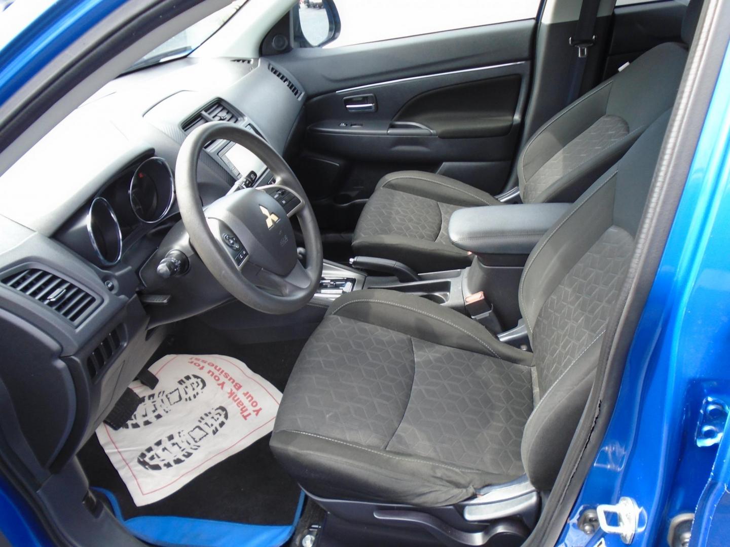 2020 Mitsubishi Outlander Sport 2.0 ES CVT (JA4AP3AU6LU) with an 2.0L L4 DOHC 16V engine, CVT transmission, located at 6112 N Florida Avenue, Tampa, FL, 33604, (888) 521-5131, 27.954929, -82.459534 - Photo#10
