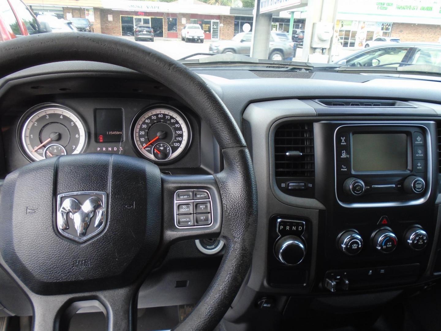 2017 RAM 1500 Tradesman Crew Cab SWB 2WD (3C6RR6KT4HG) with an 5.7L V8 OHV 16V engine, 8A transmission, located at 6112 N Florida Avenue, Tampa, FL, 33604, (888) 521-5131, 27.954929, -82.459534 - Photo#7