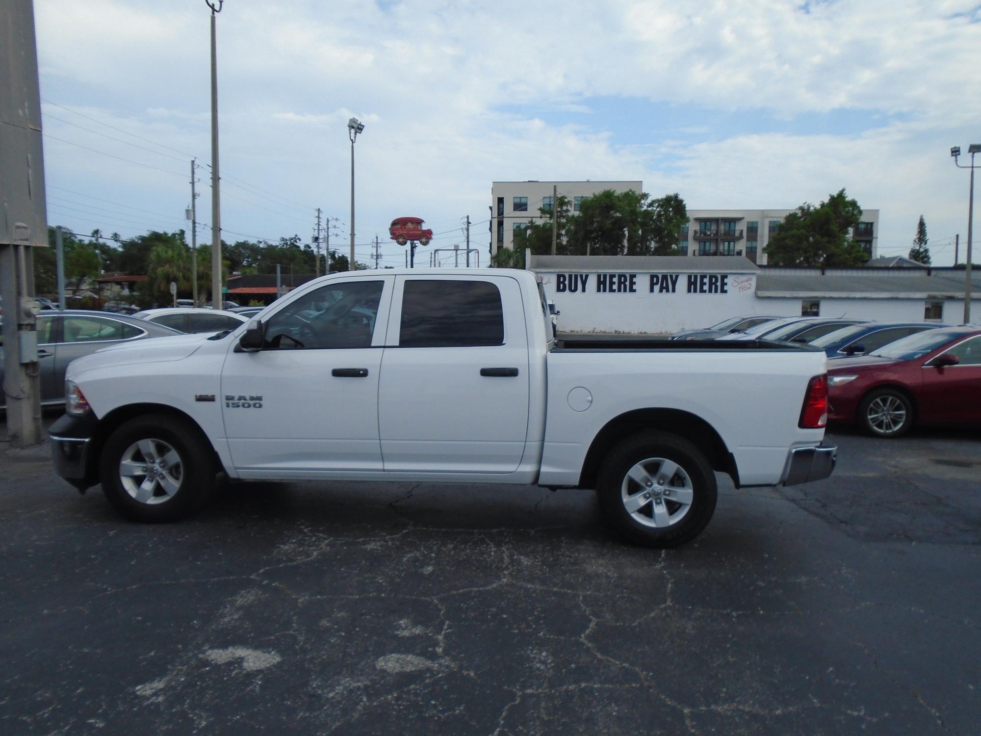 photo of 2017 RAM 1500 Tradesman Crew Cab SWB 2WD