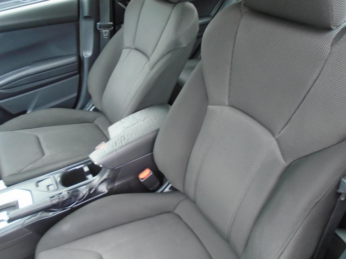2018 Subaru Impreza 2.0i CVT 5-Door (4S3GTAA66J3) with an 2.0L H4 DOHC 16V engine, CVT transmission, located at 6112 N Florida Avenue, Tampa, FL, 33604, (888) 521-5131, 27.954929, -82.459534 - Photo#5