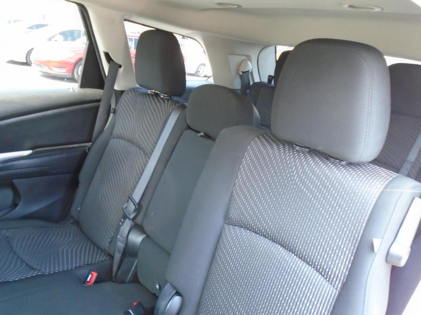 2020 Dodge Journey SE Value (3C4PDCAB7LT) with an 2.4L L4 DOHC 16V engine, 6A transmission, located at 6112 N Florida Avenue, Tampa, FL, 33604, (888) 521-5131, 27.954929, -82.459534 - Photo#6