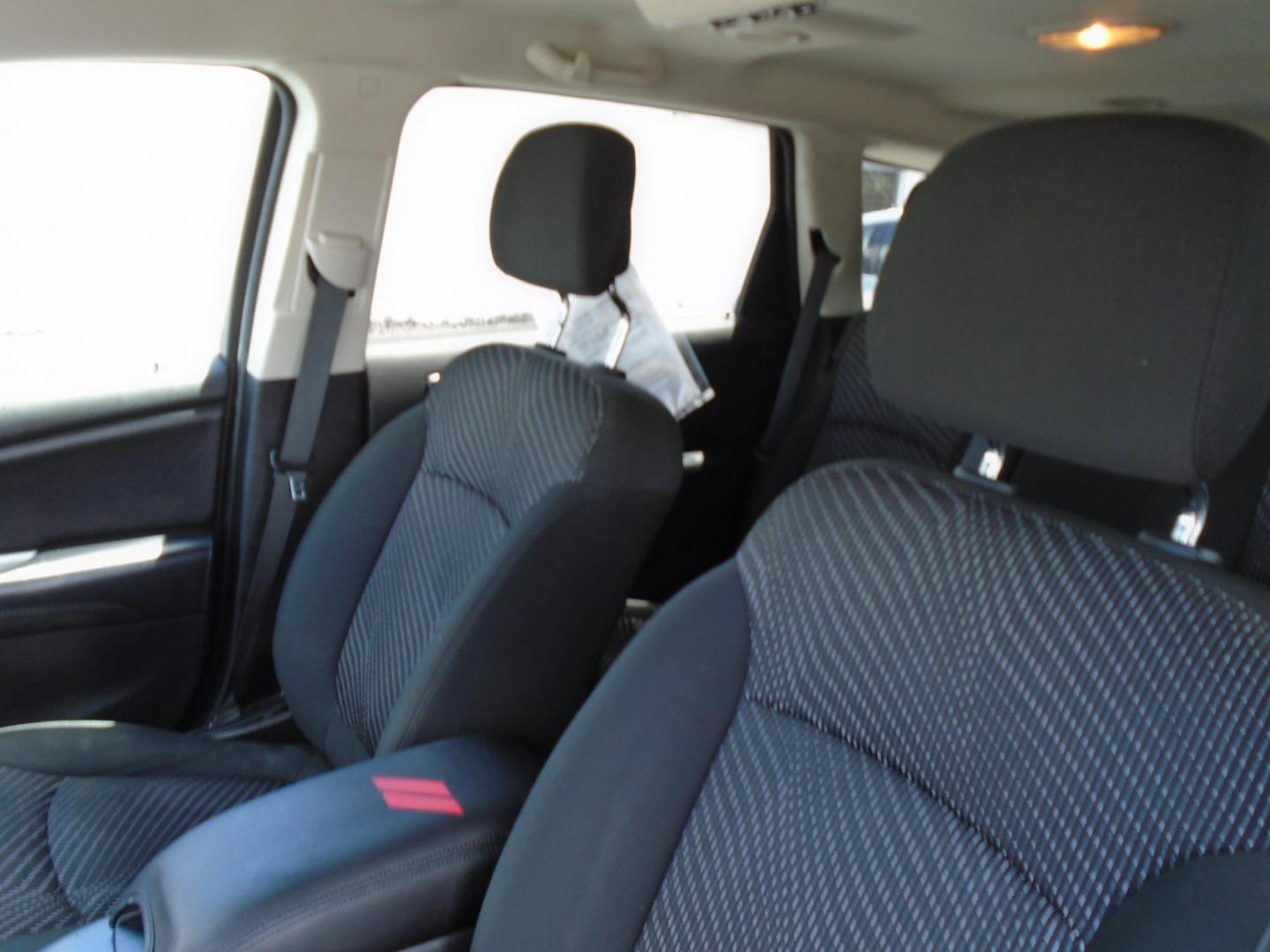 2020 White /Grey Dodge Journey SE Value (3C4PDCAB7LT) with an 2.4L L4 DOHC 16V engine, 6A transmission, located at 6112 N Florida Avenue, Tampa, FL, 33604, (888) 521-5131, 27.954929, -82.459534 - 499 DOWN PLUS TAX & TAG - Photo#12