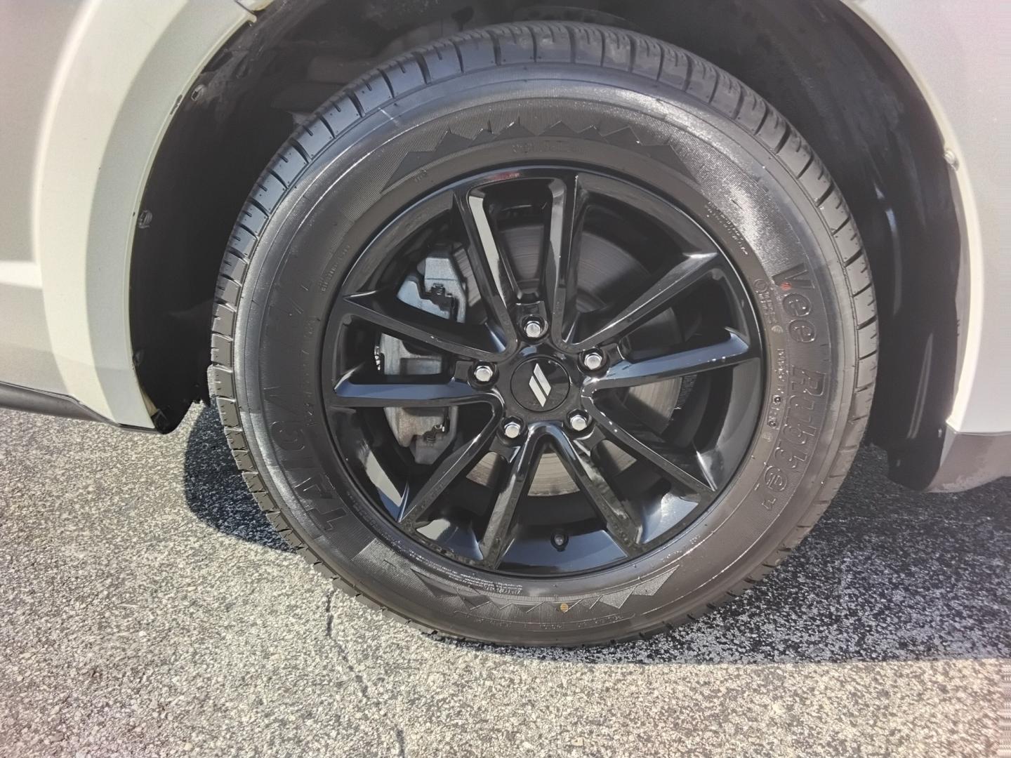 2020 White /Grey Dodge Journey SE Value (3C4PDCAB7LT) with an 2.4L L4 DOHC 16V engine, 6A transmission, located at 6112 N Florida Avenue, Tampa, FL, 33604, (888) 521-5131, 27.954929, -82.459534 - $499 DOWN PLUS TAX & TAG- Photo#10