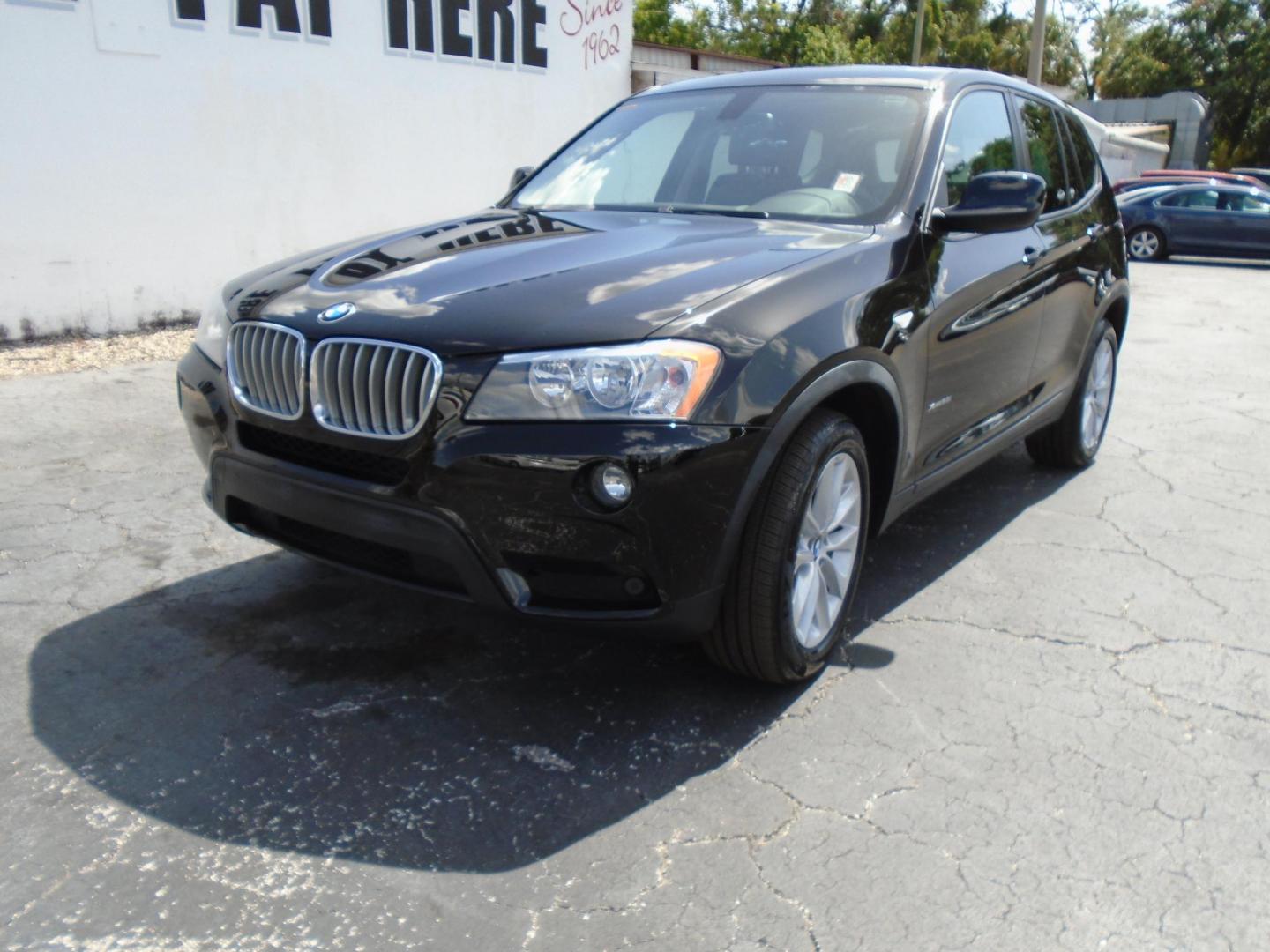 2013 BMW X3 xDrive28i (5UXWX9C57D0) with an 3.0L L6 DOHC 24V engine, 8-Speed Automatic transmission, located at 6112 N Florida Avenue, Tampa, FL, 33604, (888) 521-5131, 27.954929, -82.459534 - Photo#2