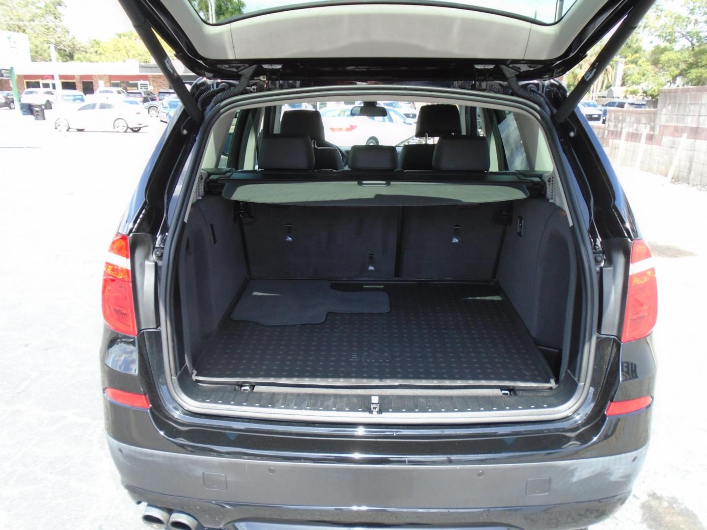 2013 BMW X3 xDrive28i (5UXWX9C57D0) with an 3.0L L6 DOHC 24V engine, 8-Speed Automatic transmission, located at 6112 N Florida Avenue, Tampa, FL, 33604, (888) 521-5131, 27.954929, -82.459534 - Photo#7