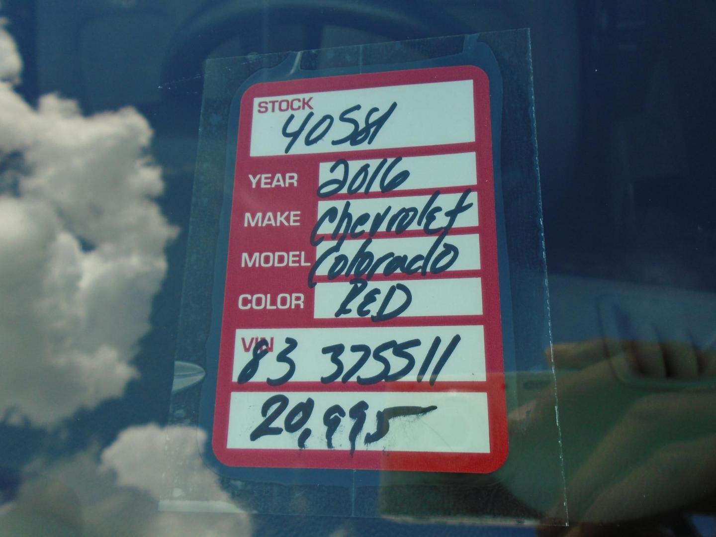 2016 RED /White Chevrolet Colorado Work Truck Ext. Cab 2WD (1GCHSBEA3G1) with an 2.5L L4 DOHC 16V GAS engine, 6A transmission, located at 6112 N Florida Avenue, Tampa, FL, 33604, (888) 521-5131, 27.954929, -82.459534 - 499$ DOWN PLUS TAX & TAG. - Photo#16