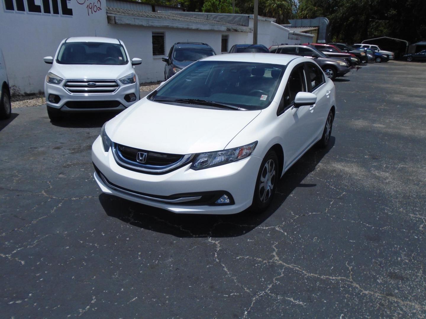 2015 Honda Civic Hybrid CVT (19XFB4F25FE) with an 1.5L L4 SOHC 8V HYBRID engine, CVT transmission, located at 6112 N Florida Avenue, Tampa, FL, 33604, (888) 521-5131, 27.954929, -82.459534 - Photo#2