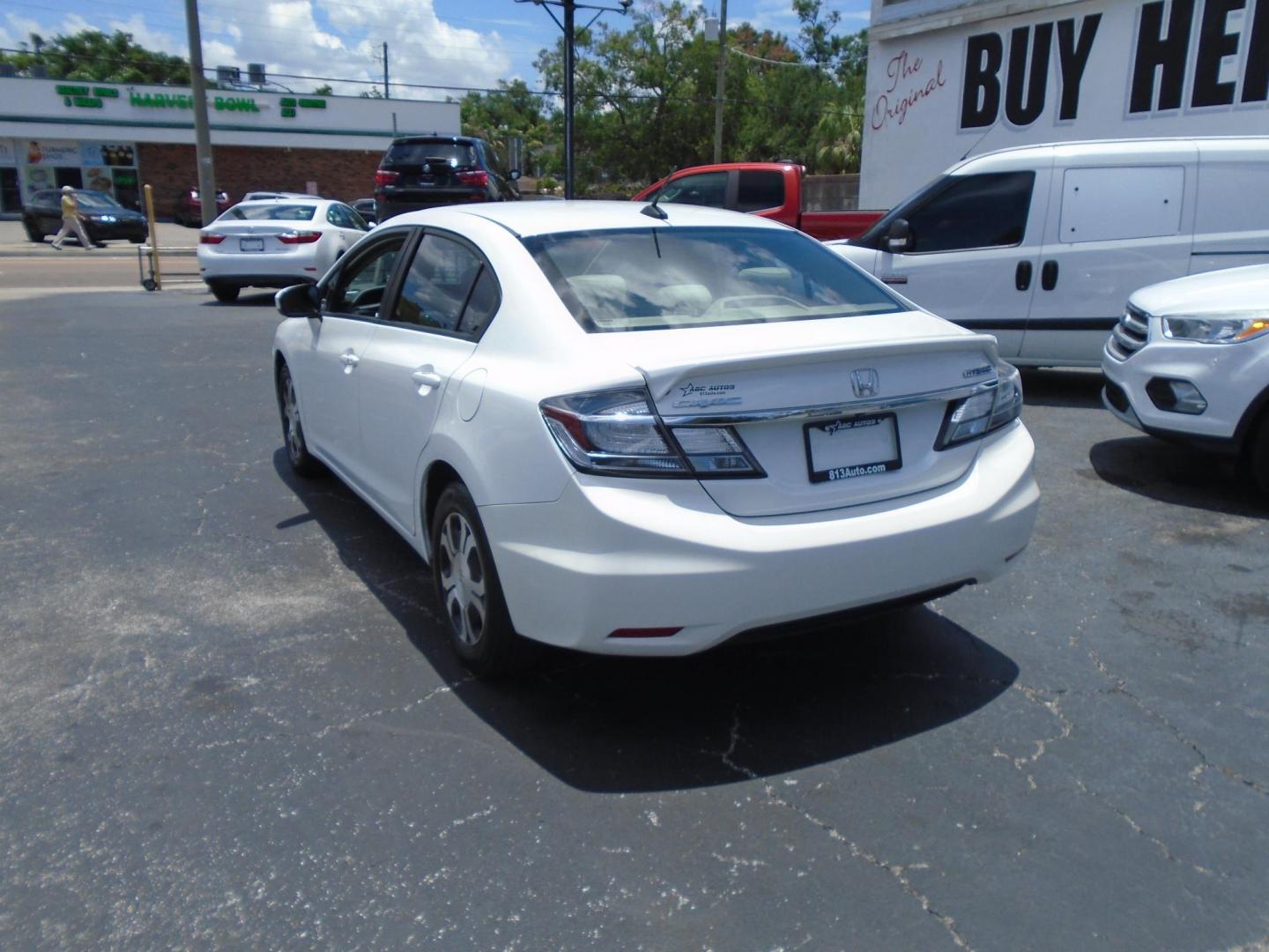 2015 Honda Civic Hybrid CVT (19XFB4F25FE) with an 1.5L L4 SOHC 8V HYBRID engine, CVT transmission, located at 6112 N Florida Avenue, Tampa, FL, 33604, (888) 521-5131, 27.954929, -82.459534 - Photo#5