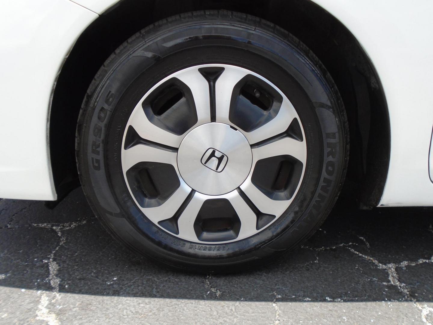2015 Honda Civic Hybrid CVT (19XFB4F25FE) with an 1.5L L4 SOHC 8V HYBRID engine, CVT transmission, located at 6112 N Florida Avenue, Tampa, FL, 33604, (888) 521-5131, 27.954929, -82.459534 - Photo#7