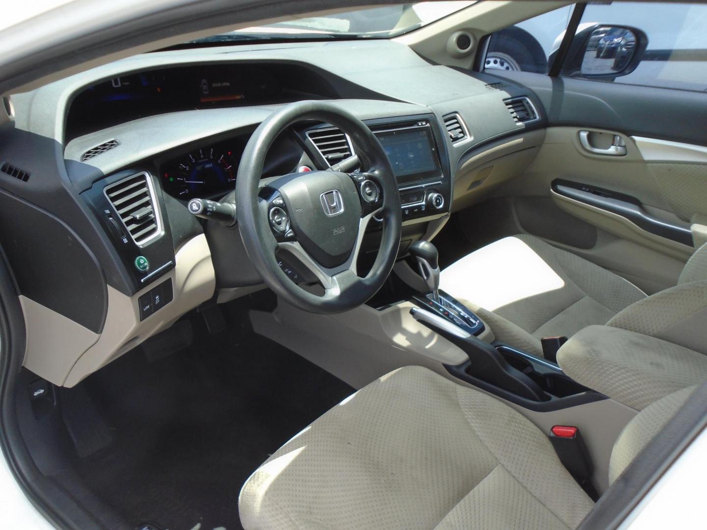 2015 Honda Civic Hybrid CVT (19XFB4F25FE) with an 1.5L L4 SOHC 8V HYBRID engine, CVT transmission, located at 6112 N Florida Avenue, Tampa, FL, 33604, (888) 521-5131, 27.954929, -82.459534 - Photo#8