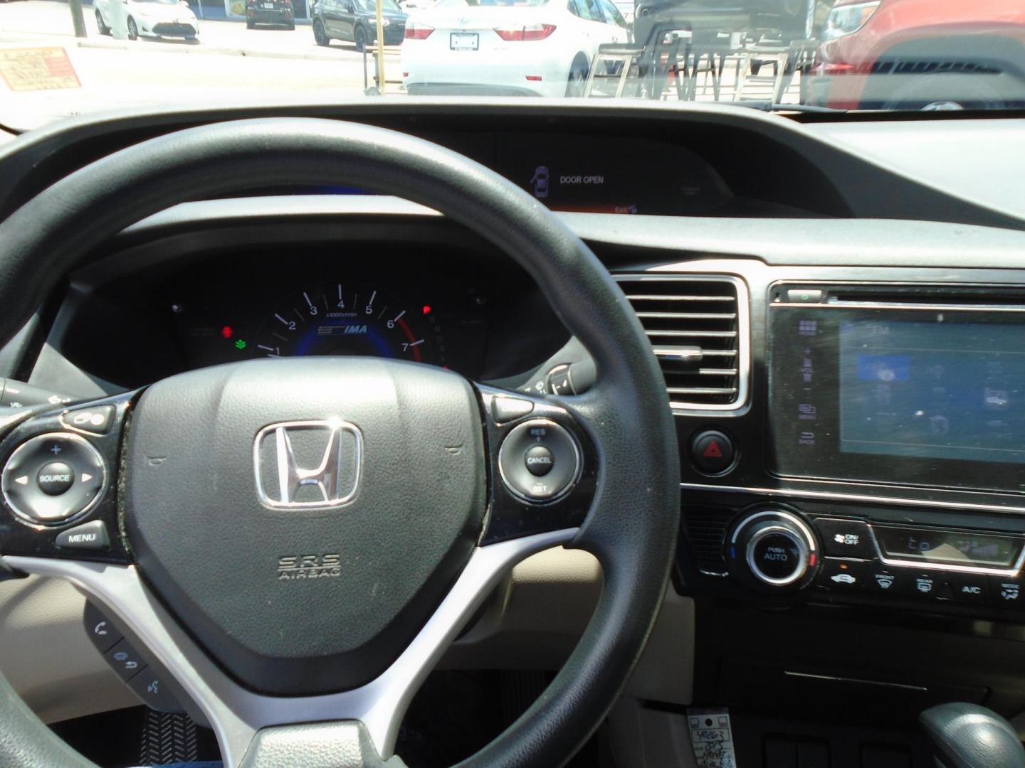 2015 Honda Civic Hybrid CVT (19XFB4F25FE) with an 1.5L L4 SOHC 8V HYBRID engine, CVT transmission, located at 6112 N Florida Avenue, Tampa, FL, 33604, (888) 521-5131, 27.954929, -82.459534 - Photo#12