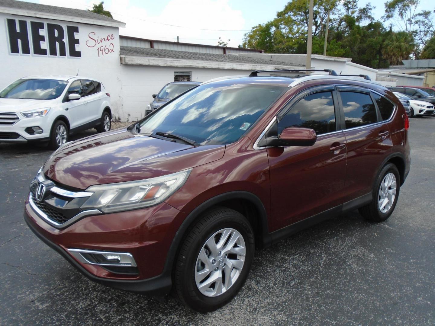 2016 Honda CR-V EX-L 2WD (2HKRM3H79GH) with an 2.4L L4 DOHC 16V engine, CVT transmission, located at 6112 N Florida Avenue, Tampa, FL, 33604, (888) 521-5131, 27.954929, -82.459534 - Photo#2