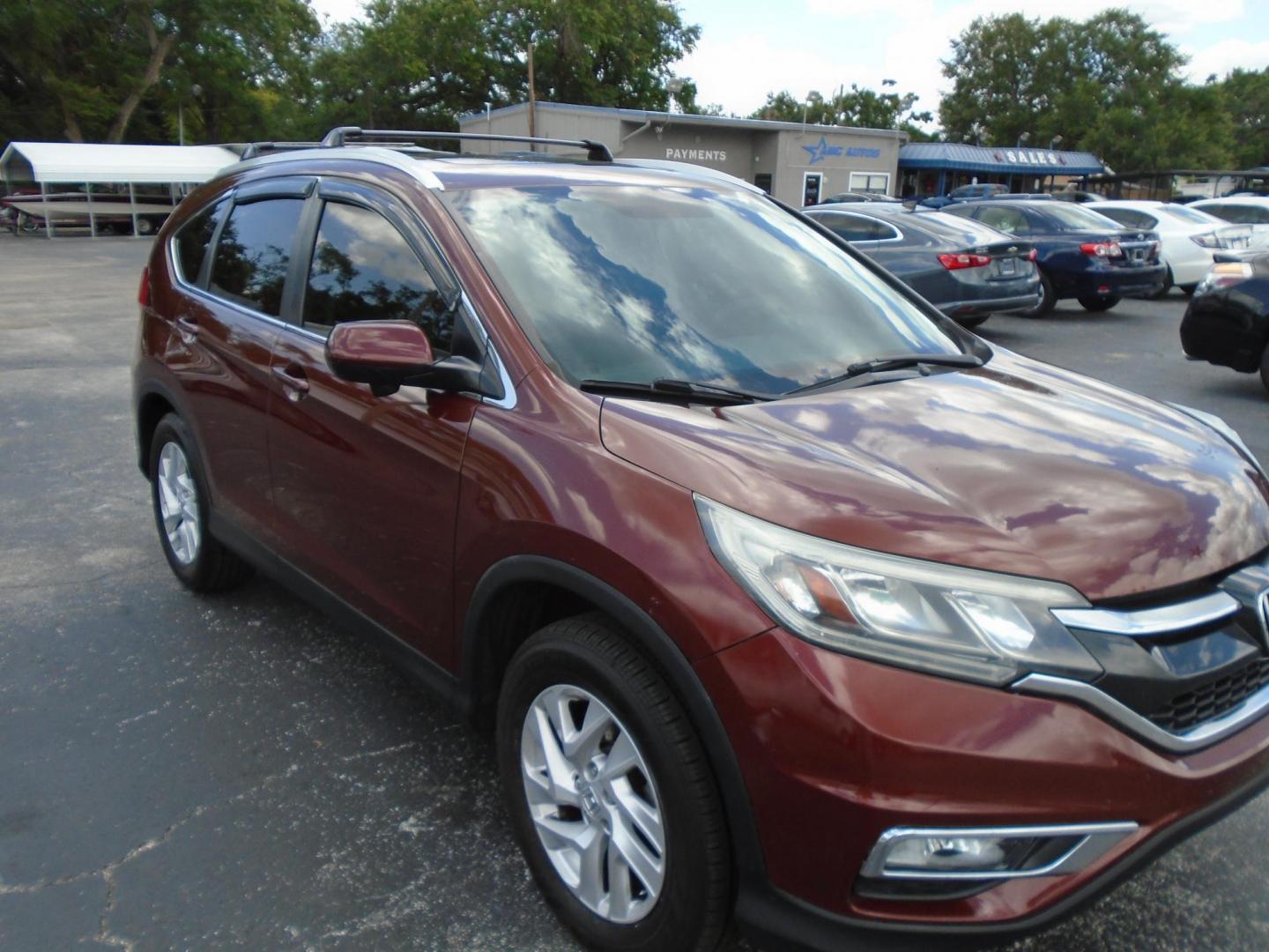 2016 Honda CR-V EX-L 2WD (2HKRM3H79GH) with an 2.4L L4 DOHC 16V engine, CVT transmission, located at 6112 N Florida Avenue, Tampa, FL, 33604, (888) 521-5131, 27.954929, -82.459534 - Photo#6