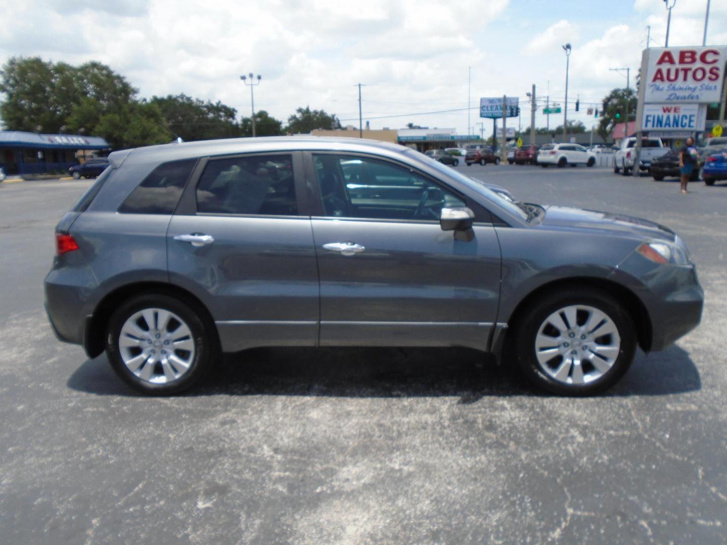 2011 Acura RDX 5-Spd AT (5J8TB2H28BA) with an 2.3L L4 DOHC 16V engine, 5-Speed Automatic transmission, located at 6112 N Florida Avenue, Tampa, FL, 33604, (888) 521-5131, 27.954929, -82.459534 - Photo#4