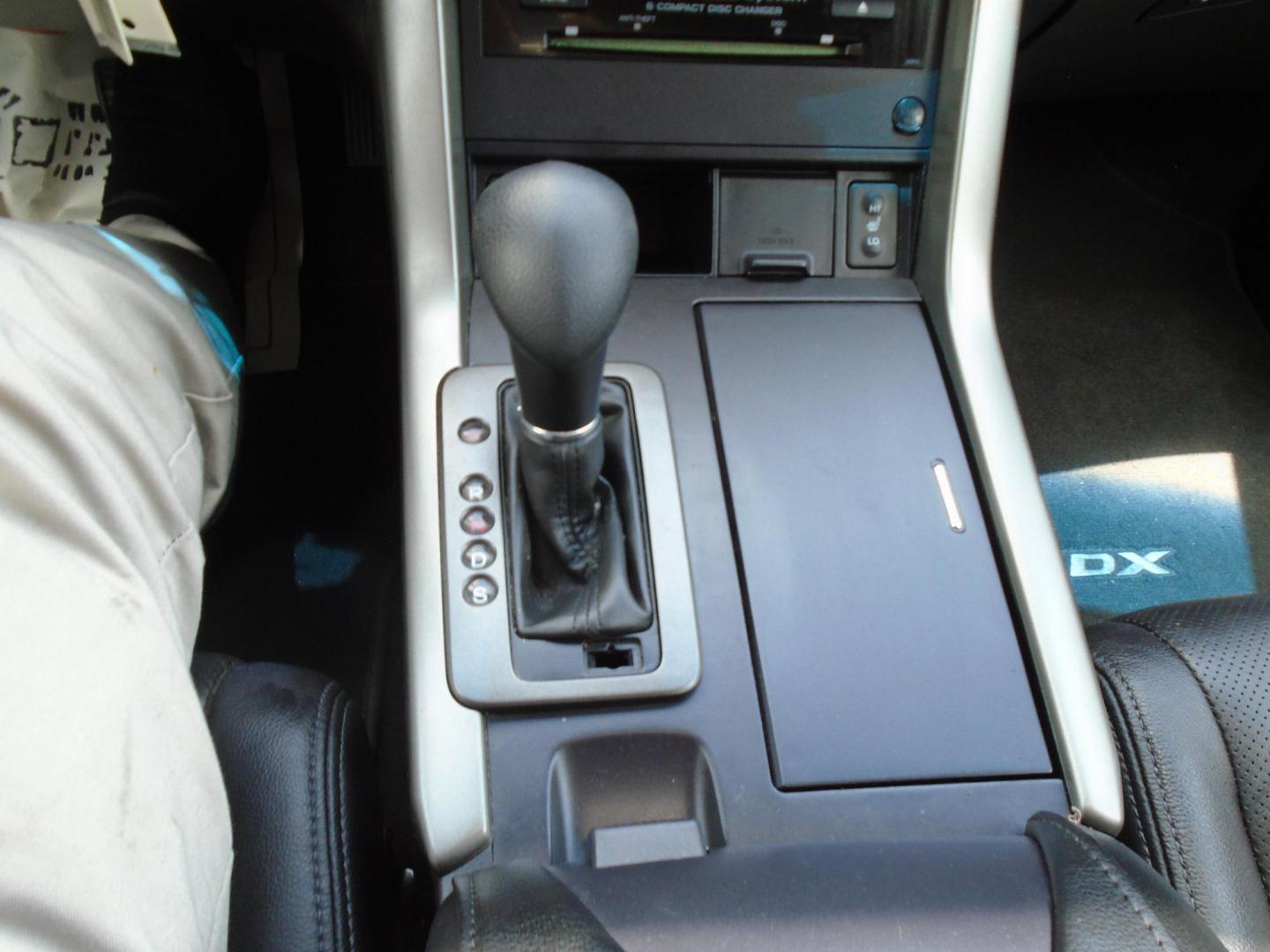 2011 Acura RDX 5-Spd AT (5J8TB2H28BA) with an 2.3L L4 DOHC 16V engine, 5-Speed Automatic transmission, located at 6112 N Florida Avenue, Tampa, FL, 33604, (888) 521-5131, 27.954929, -82.459534 - Photo#20