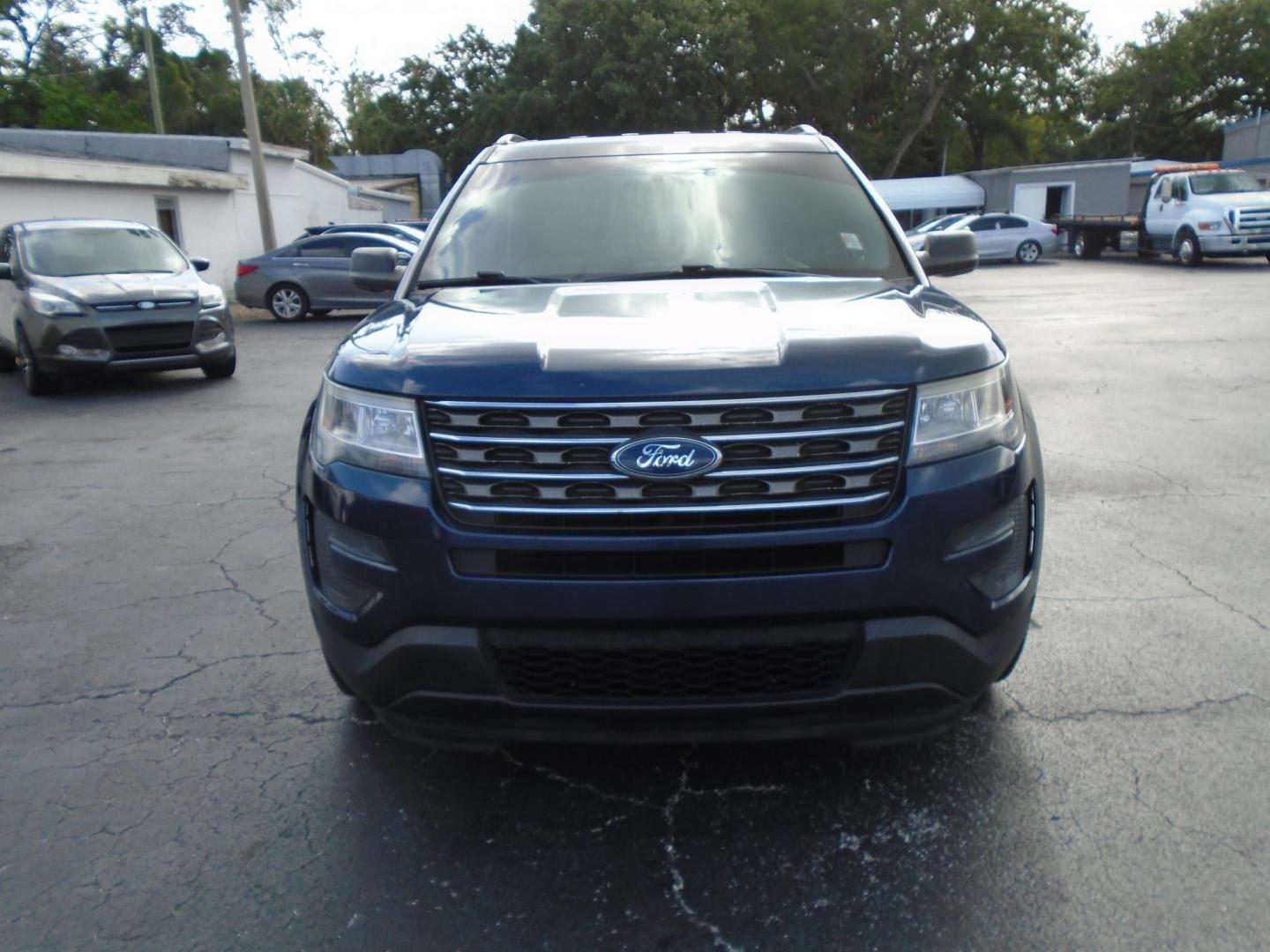 2017 Ford Explorer Base FWD (1FM5K7BH6HG) with an 2.3L L4 DOHC 16V engine, 6A transmission, located at 6112 N Florida Avenue, Tampa, FL, 33604, (888) 521-5131, 27.954929, -82.459534 - Photo#1