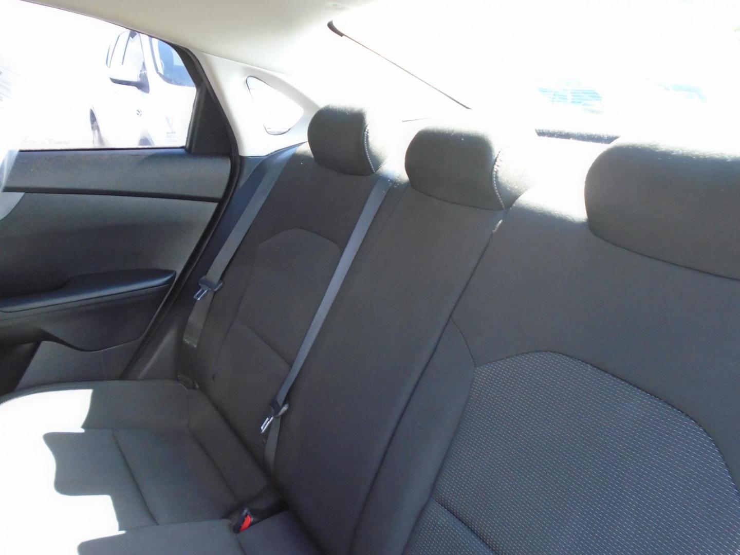 2021 Kia Forte FE (3KPF24AD8ME) with an 2.0L L4 DOHC 16V engine, CVT transmission, located at 6112 N Florida Avenue, Tampa, FL, 33604, (888) 521-5131, 27.954929, -82.459534 - Photo#11