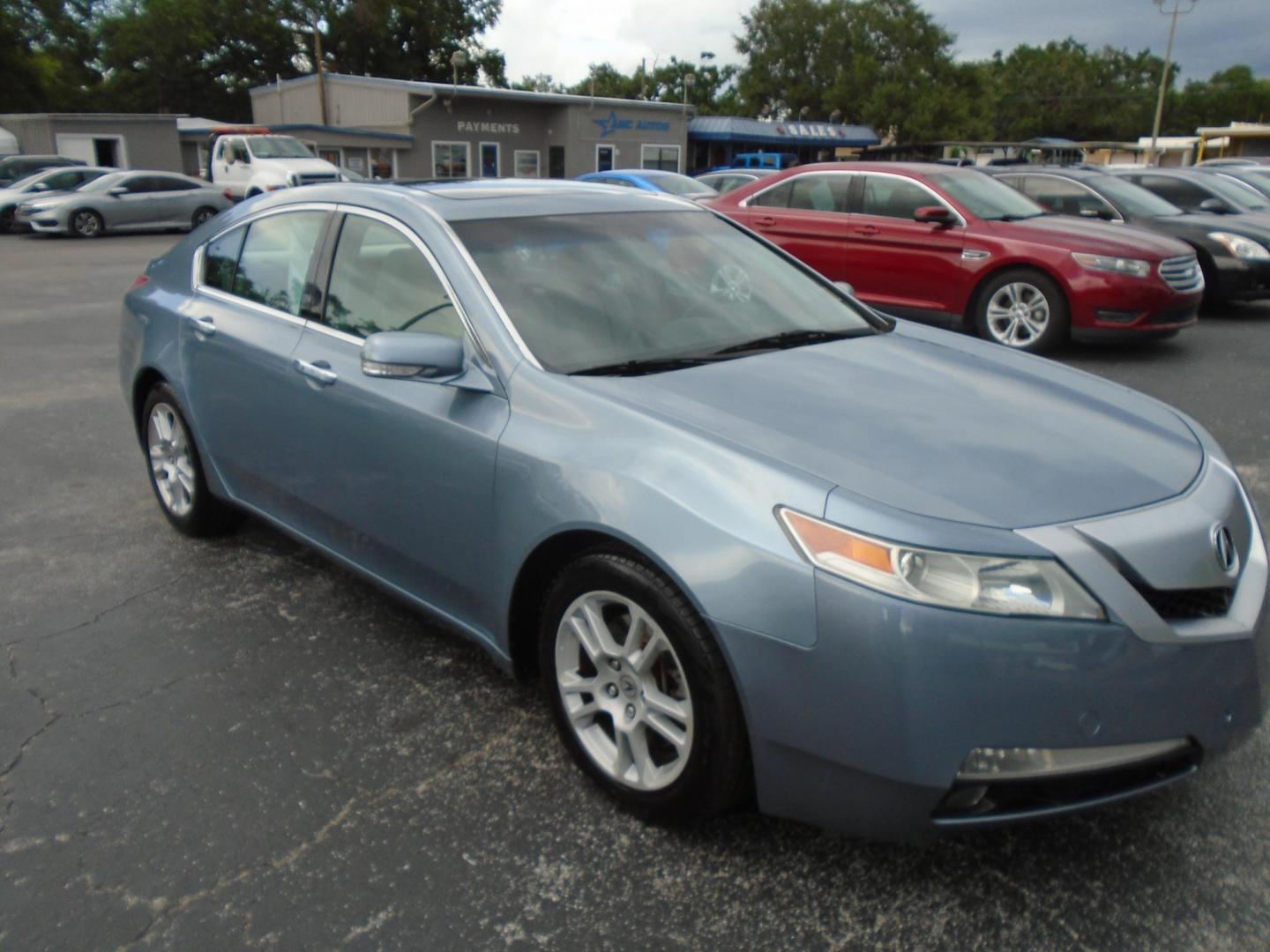 2010 Acura TL 5-Speed AT with Tech Package (19UUA8F55AA) with an 3.5L V6 SOHC 24V engine, 5-Speed Automatic transmission, located at 6112 N Florida Avenue, Tampa, FL, 33604, (888) 521-5131, 27.954929, -82.459534 - Photo#3