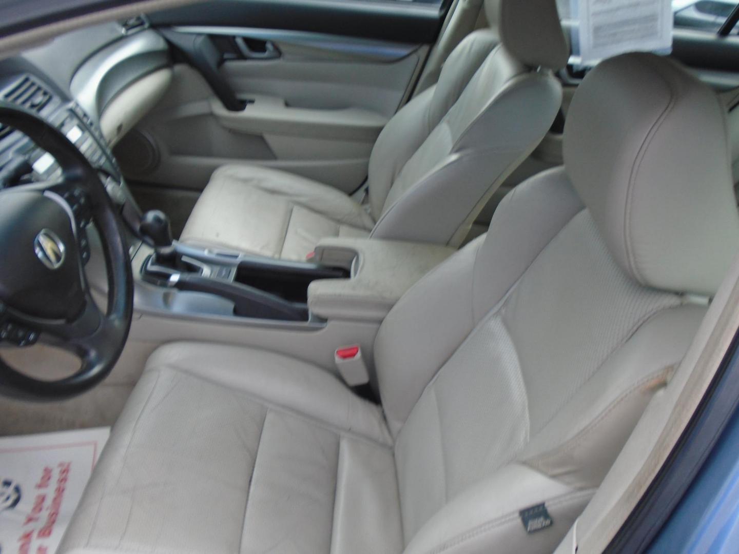 2010 Acura TL 5-Speed AT with Tech Package (19UUA8F55AA) with an 3.5L V6 SOHC 24V engine, 5-Speed Automatic transmission, located at 6112 N Florida Avenue, Tampa, FL, 33604, (888) 521-5131, 27.954929, -82.459534 - Photo#14
