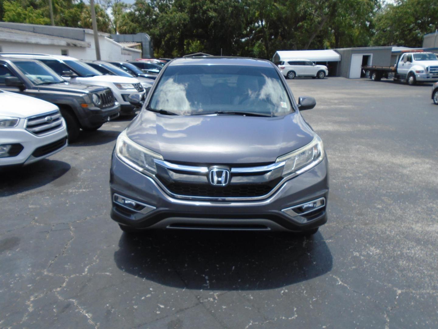 2016 Honda CR-V EX 2WD (3CZRM3H5XGG) with an 2.4L L4 DOHC 16V engine, CVT transmission, located at 6112 N Florida Avenue, Tampa, FL, 33604, (888) 521-5131, 27.954929, -82.459534 - Photo#1