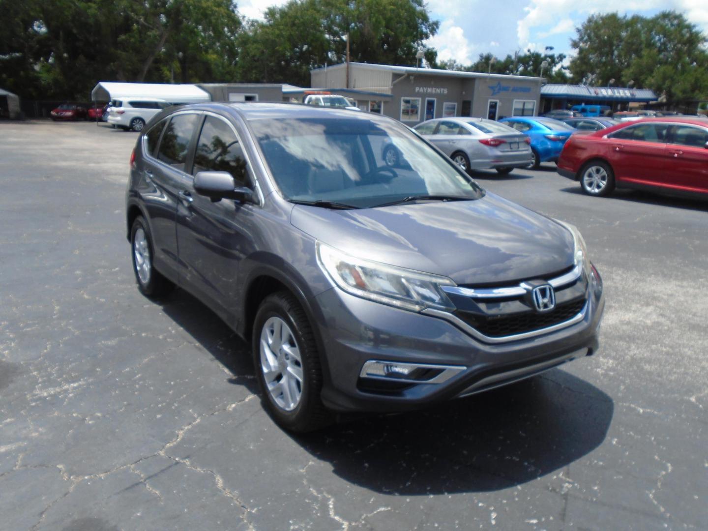 2016 Honda CR-V EX 2WD (3CZRM3H5XGG) with an 2.4L L4 DOHC 16V engine, CVT transmission, located at 6112 N Florida Avenue, Tampa, FL, 33604, (888) 521-5131, 27.954929, -82.459534 - Photo#3