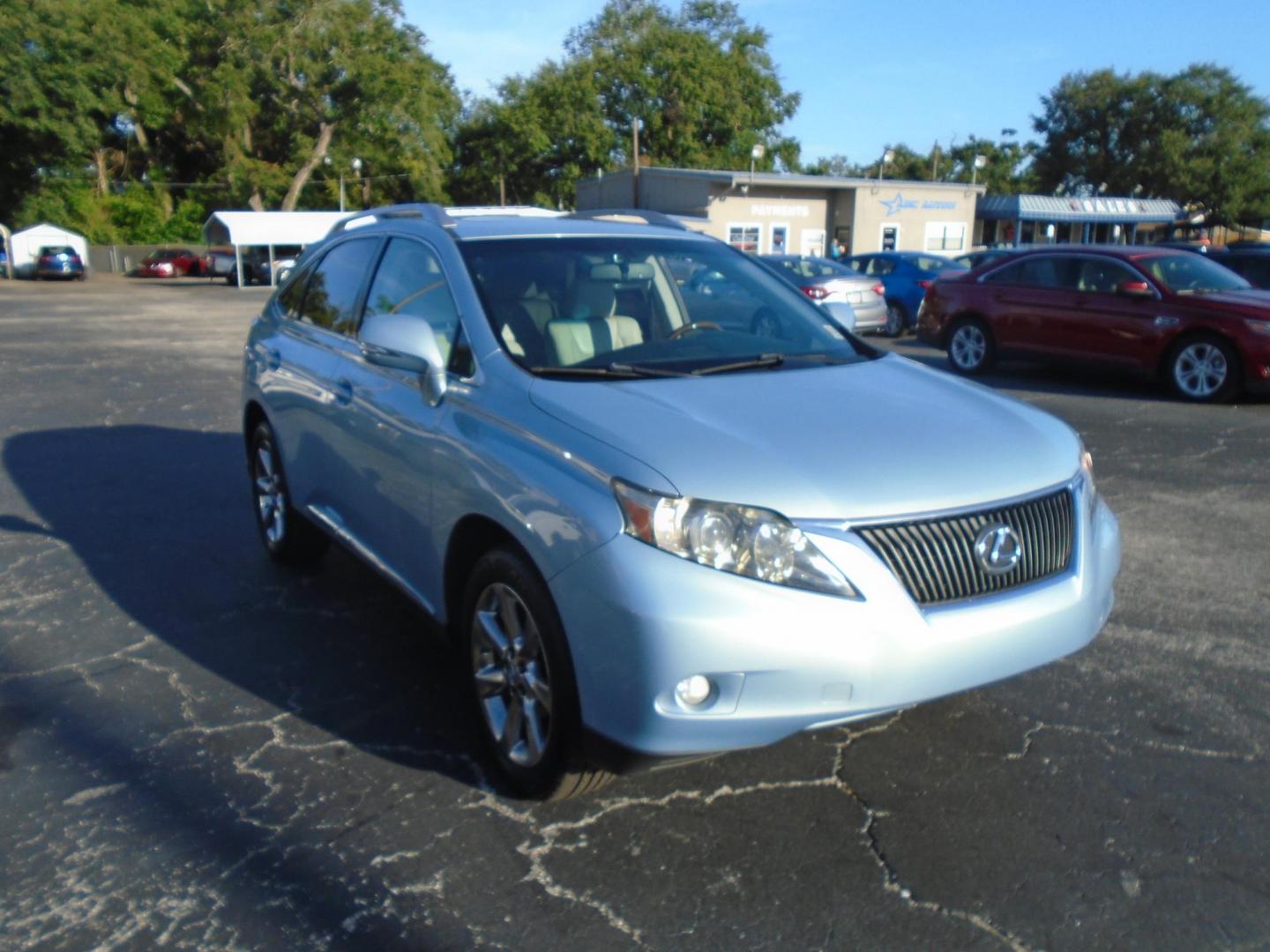 2010 Lexus RX 350 FWD (JTJZK1BAXA2) with an 3.5L V6 DOHC 24V engine, 5-Speed Automatic transmission, located at 6112 N Florida Avenue, Tampa, FL, 33604, (888) 521-5131, 27.954929, -82.459534 - Photo#3